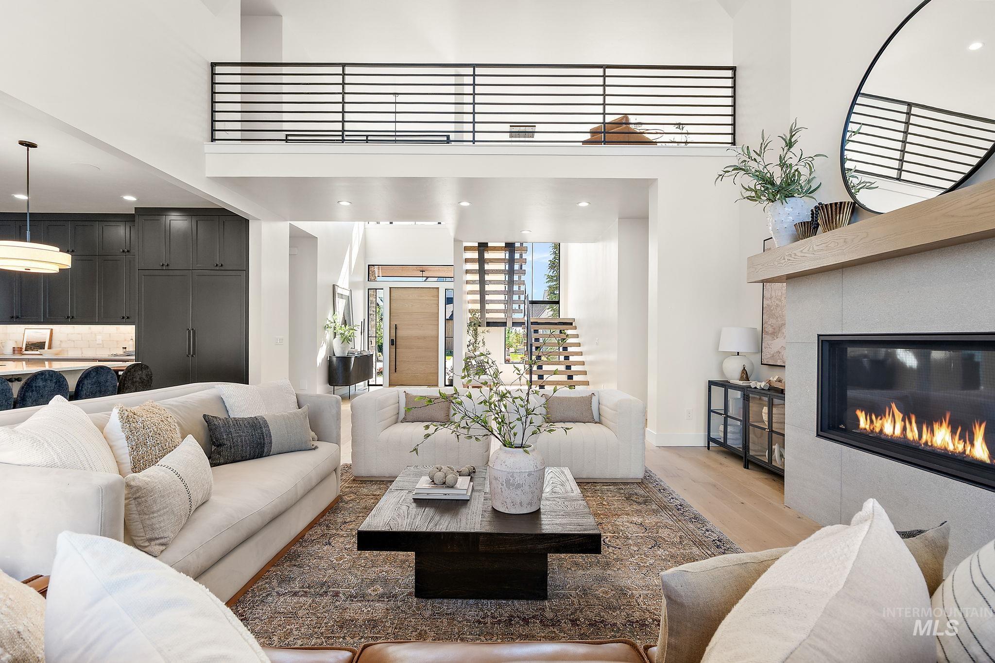 3402 N Mayberry Way Property Photo 4