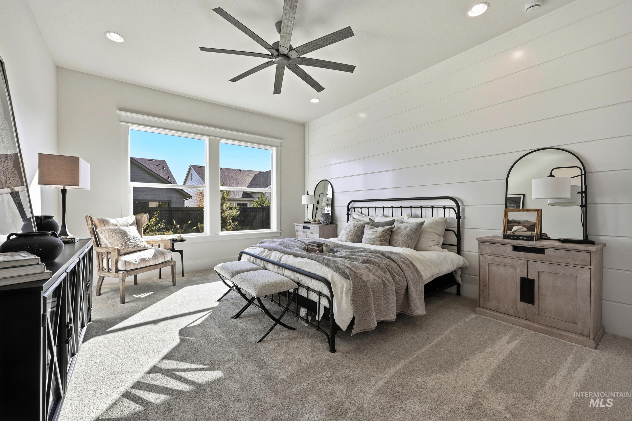 1049 E Crescendo St Property Photo 16