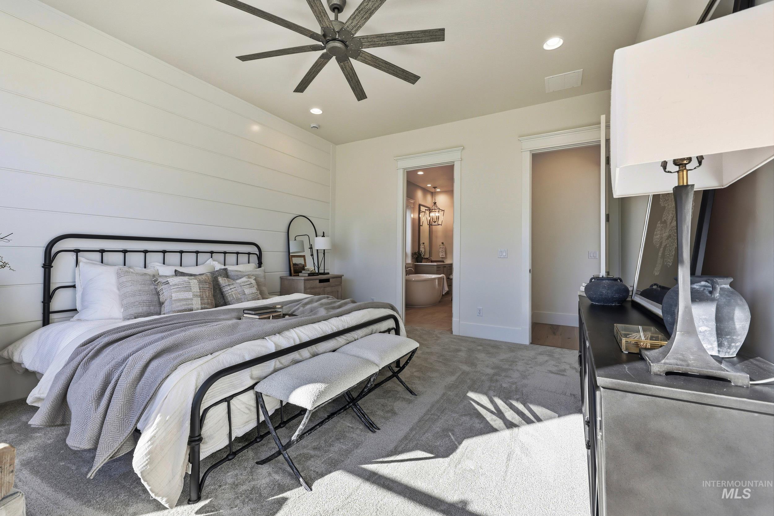 1049 E Crescendo St Property Photo 17