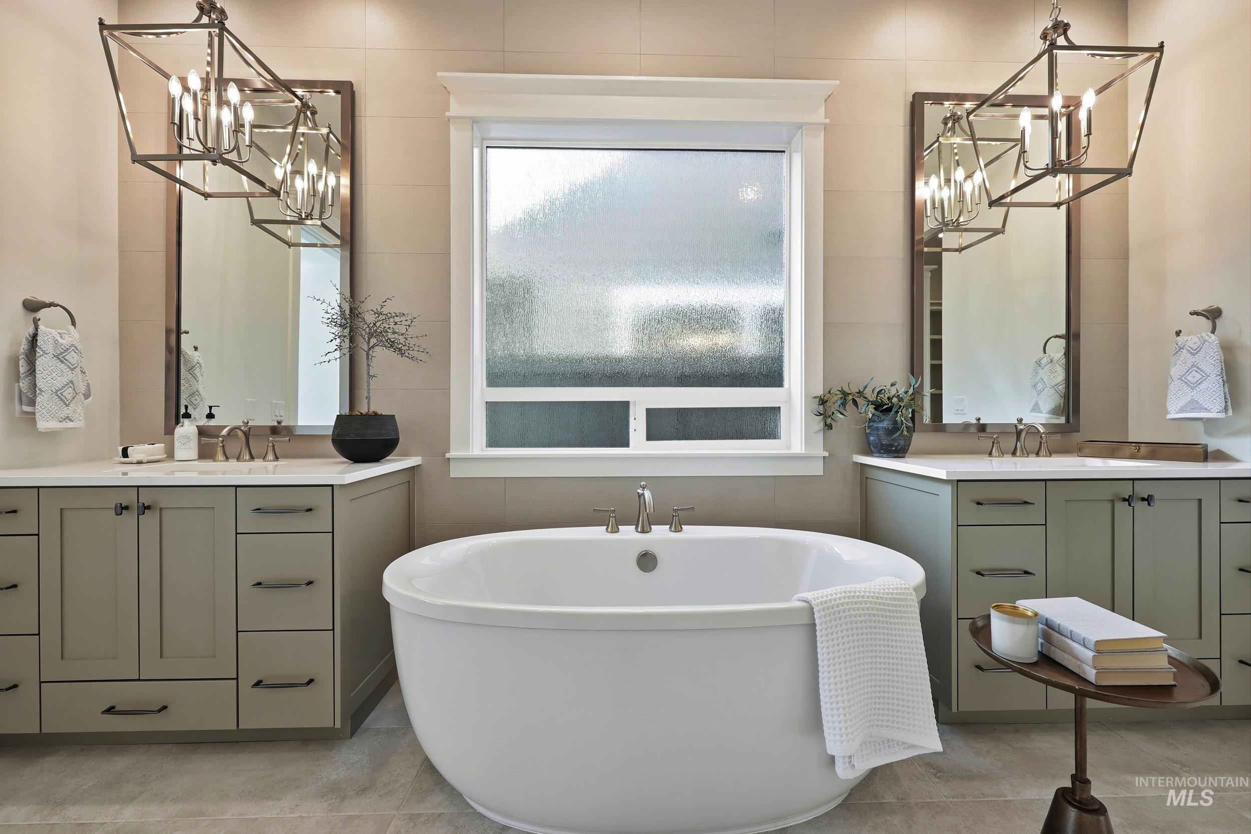 1049 E Crescendo St Property Photo 20