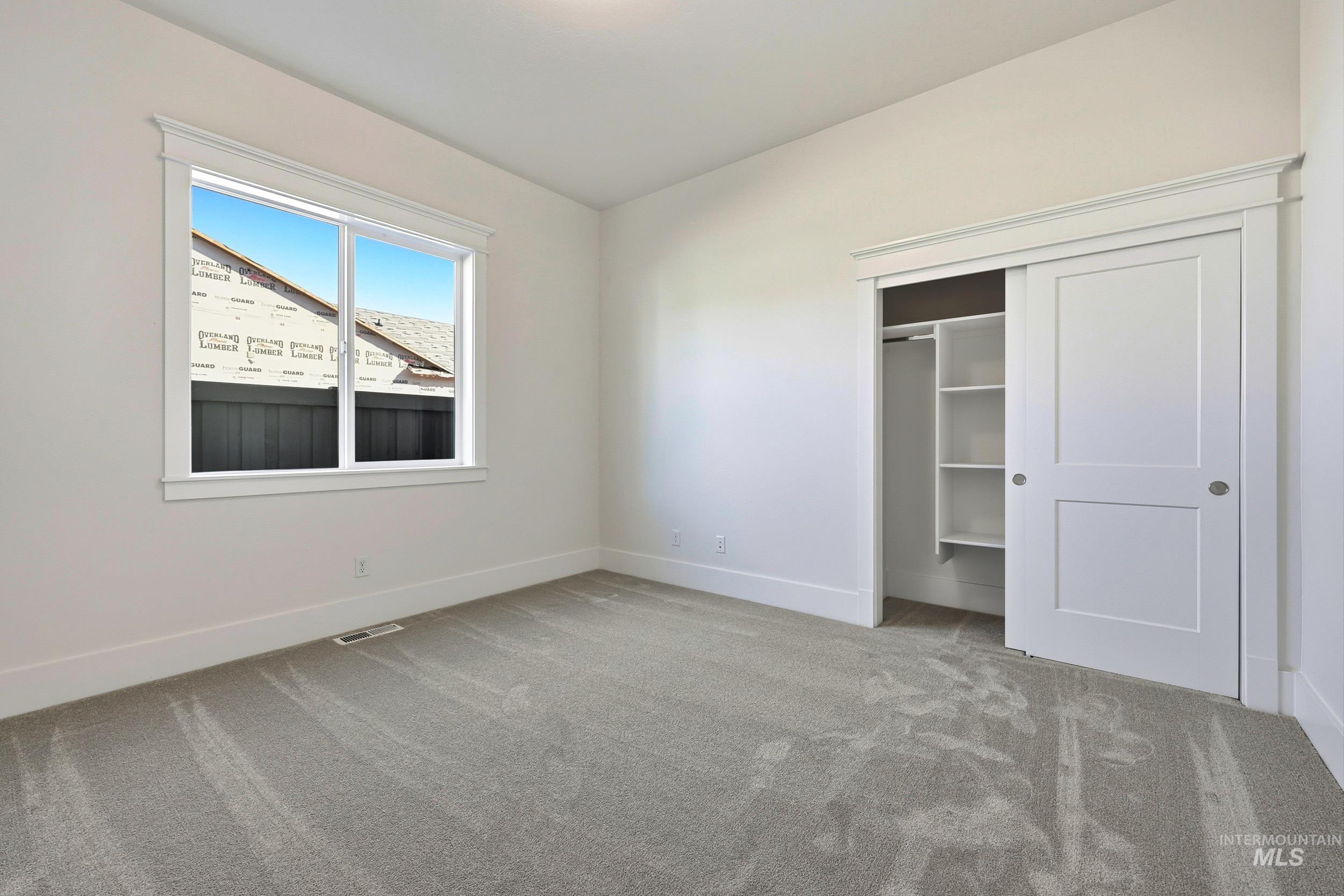 1049 E Crescendo St Property Photo 28