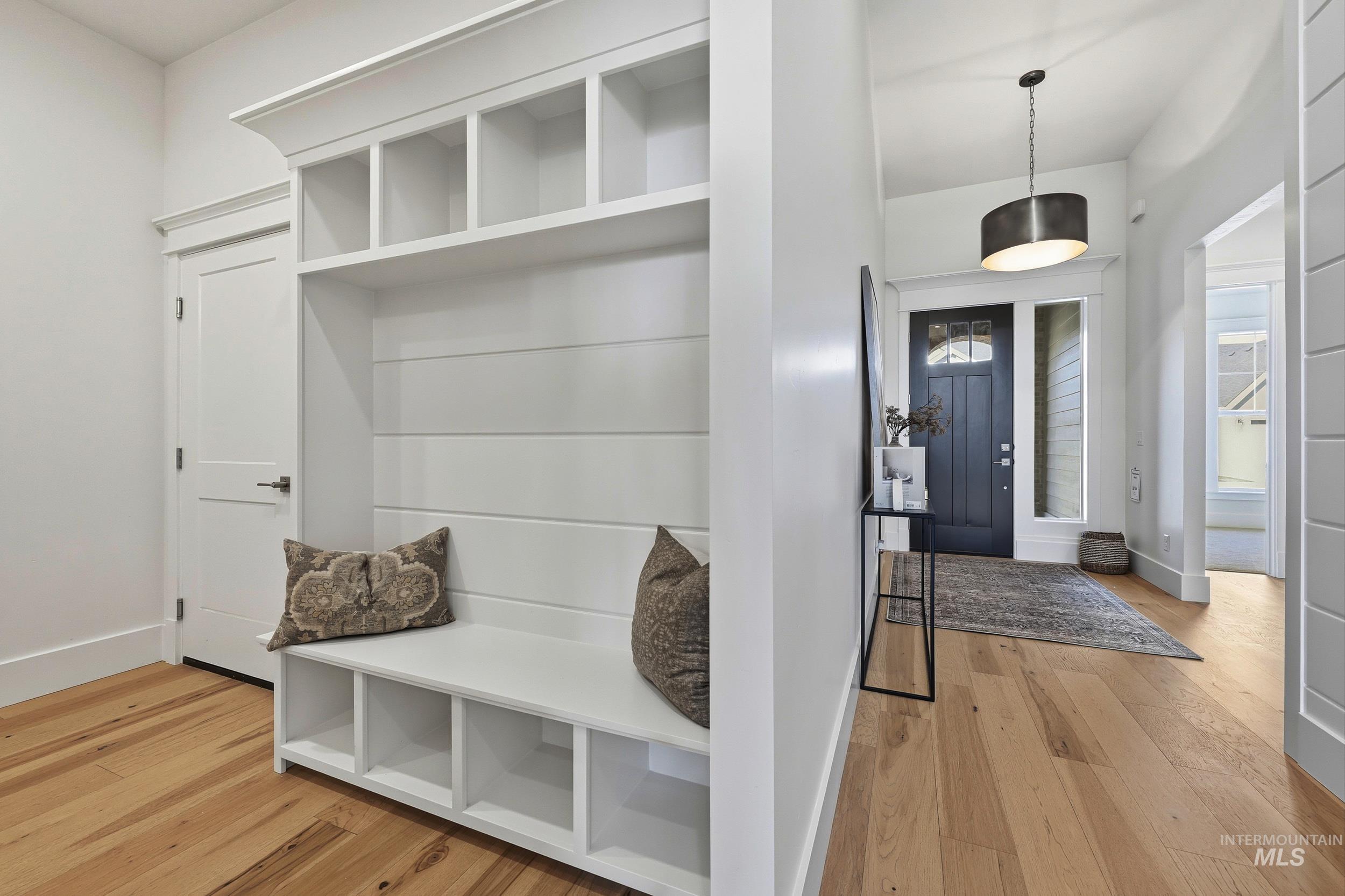 1049 E Crescendo St Property Photo 30