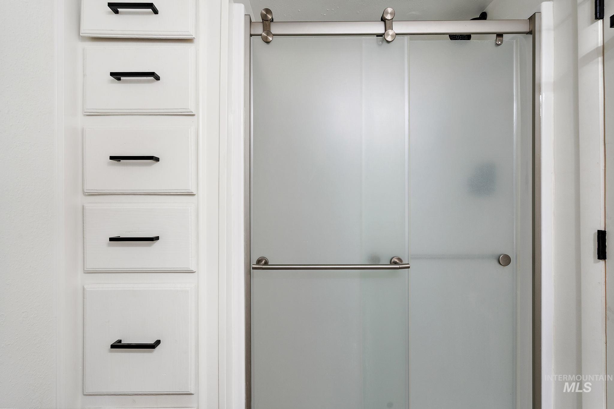 6525 Grandview Dr Property Photo 39