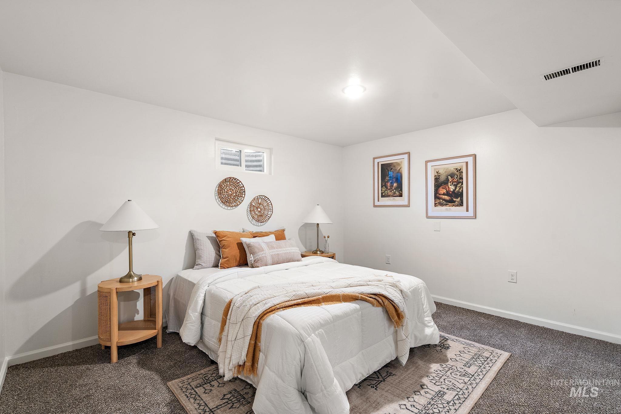 6525 Grandview Dr Property Photo 40