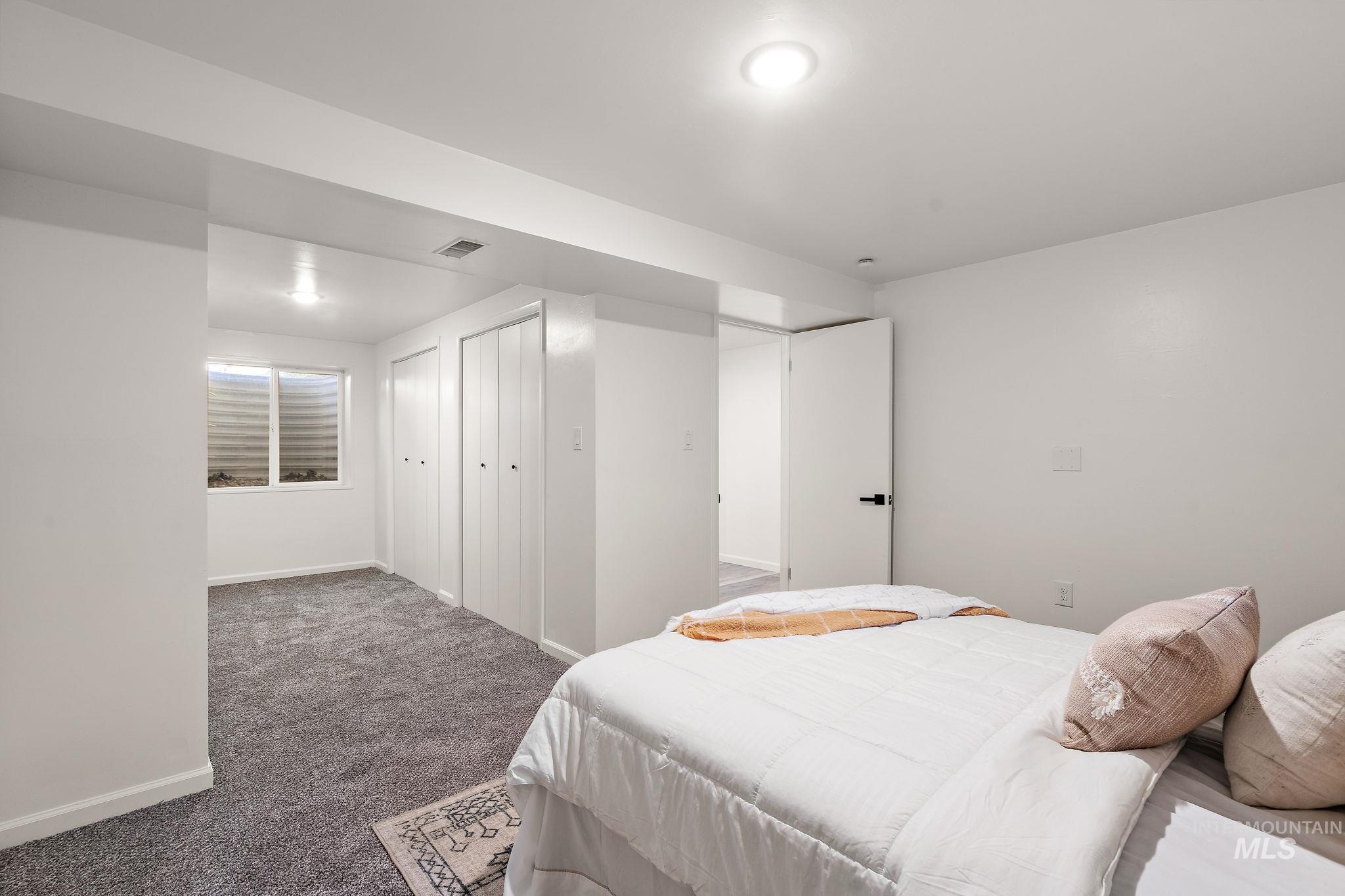 6525 Grandview Dr Property Photo 41