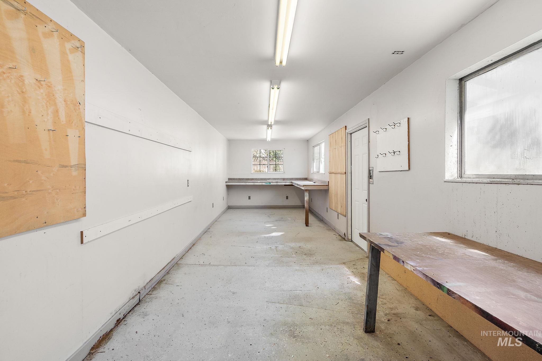 6525 Grandview Dr Property Photo 44