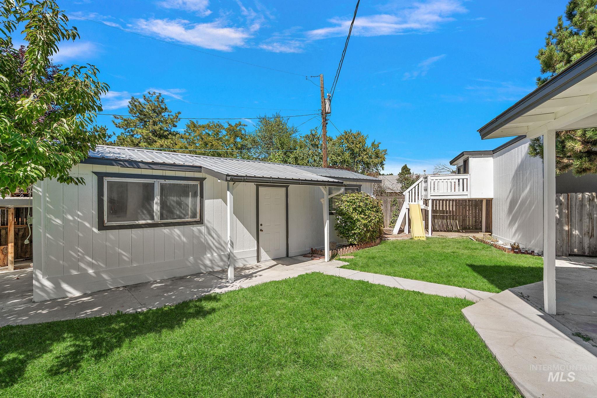 6525 Grandview Dr Property Photo 47