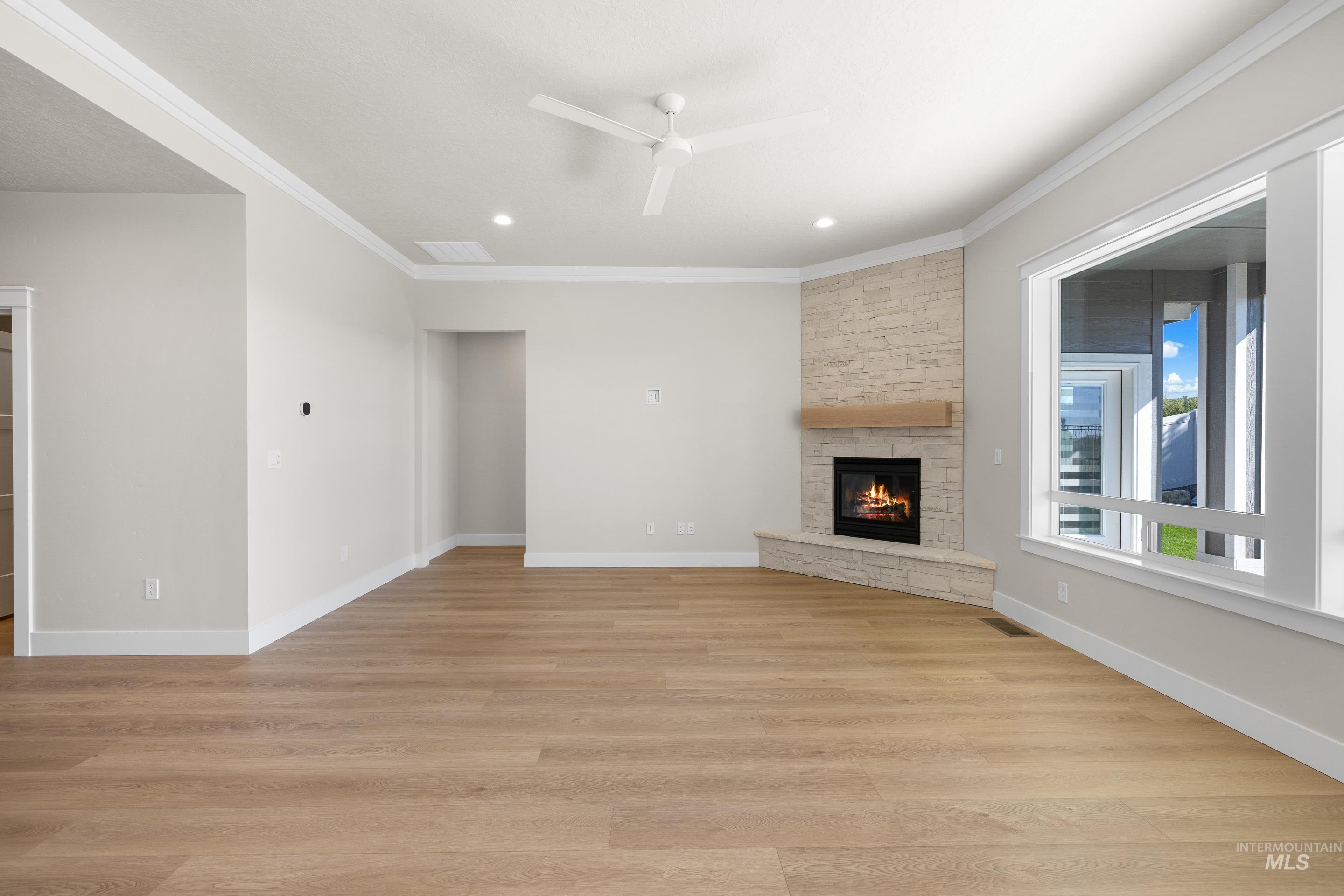 9528 Green Cottage Ave Property Photo 8