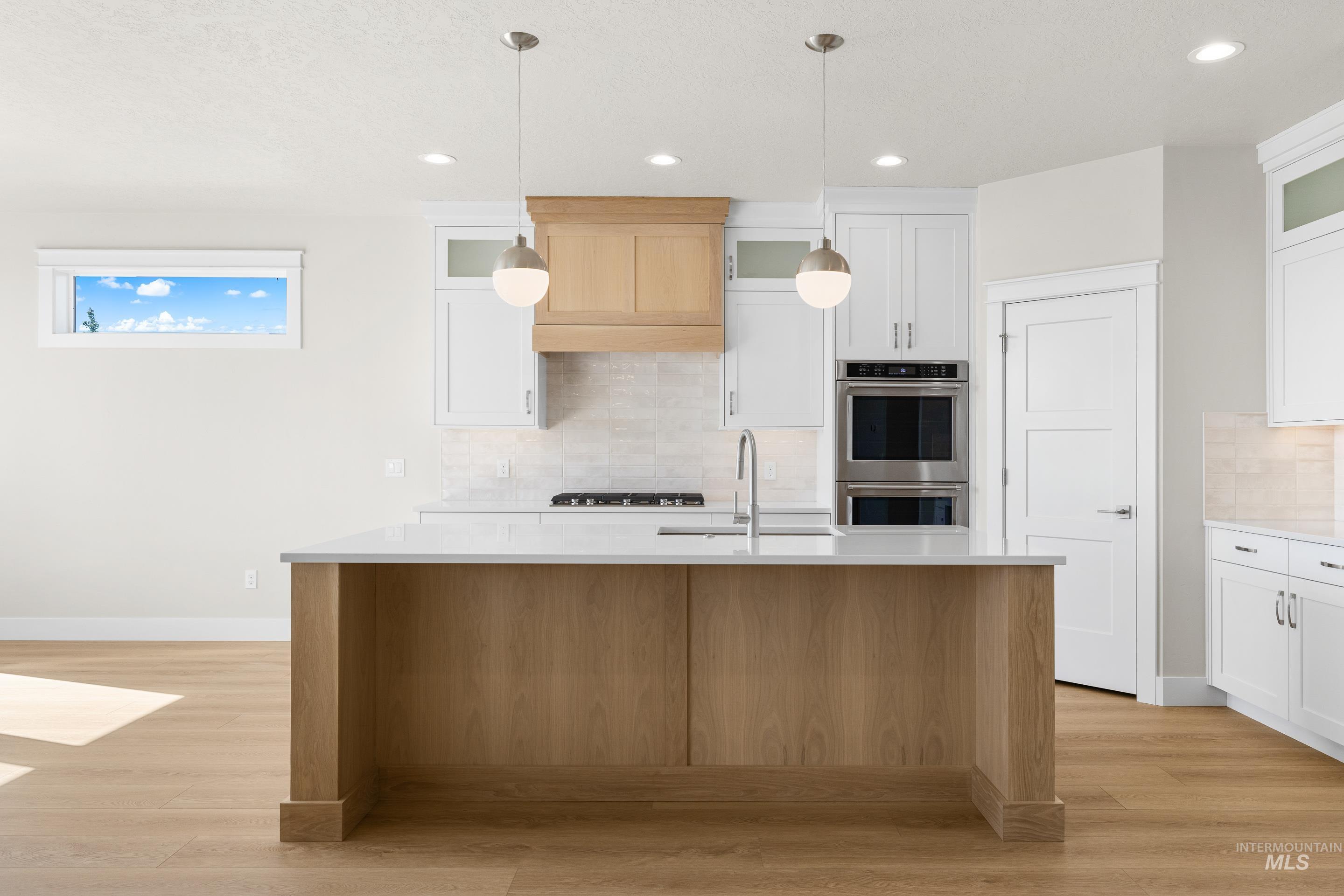 9528 Green Cottage Ave Property Photo 11