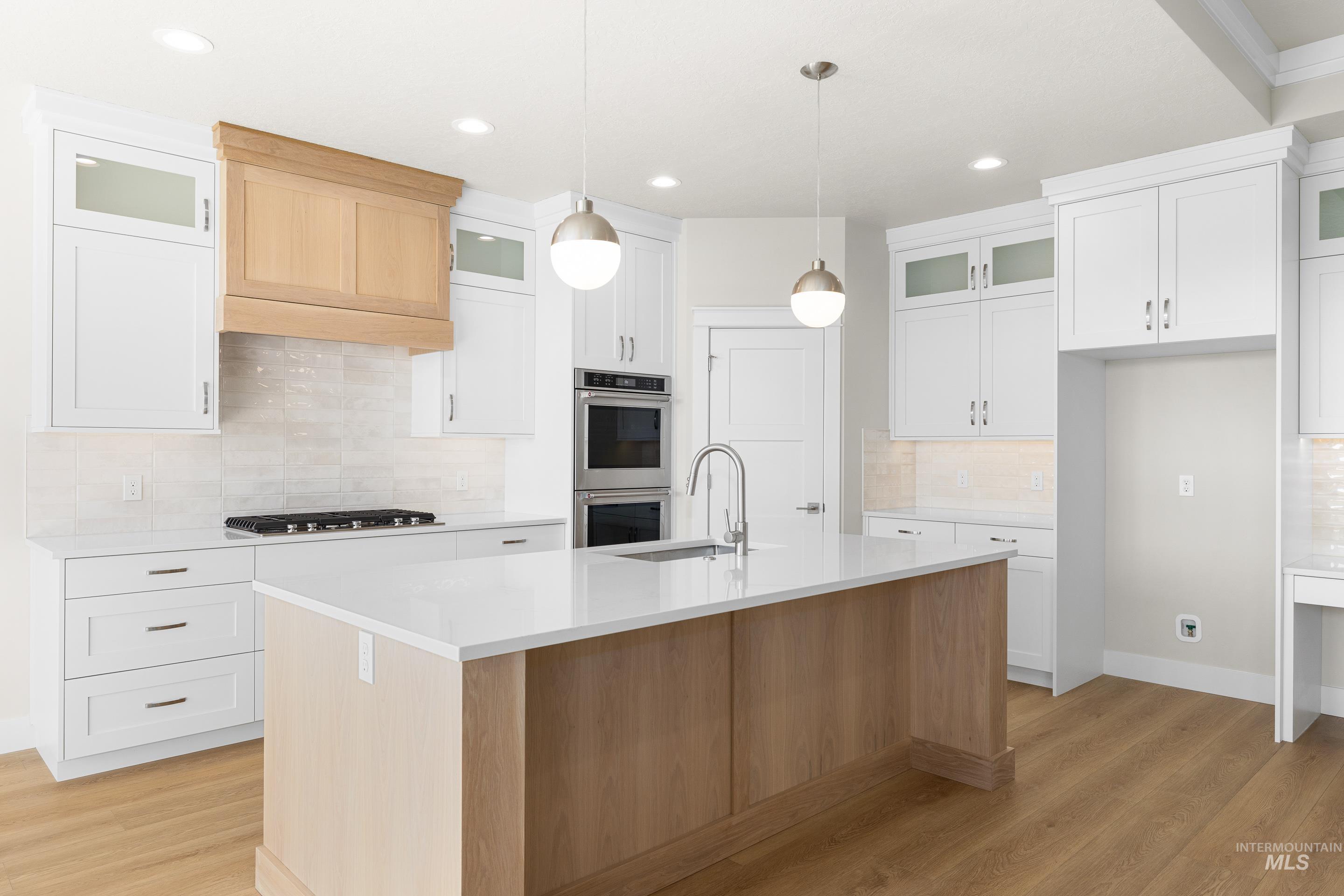 9528 Green Cottage Ave Property Photo 12