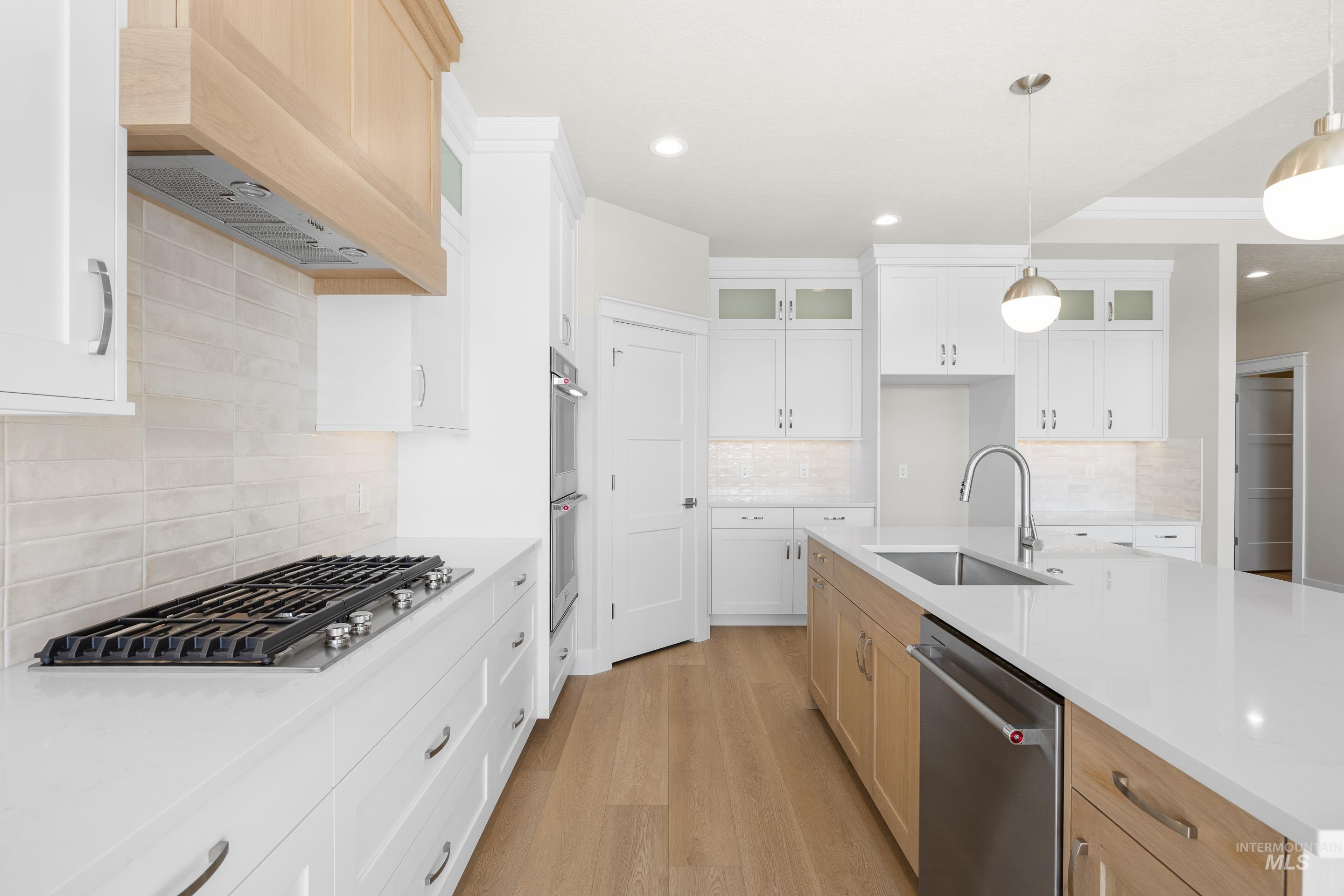 9528 Green Cottage Ave Property Photo 18