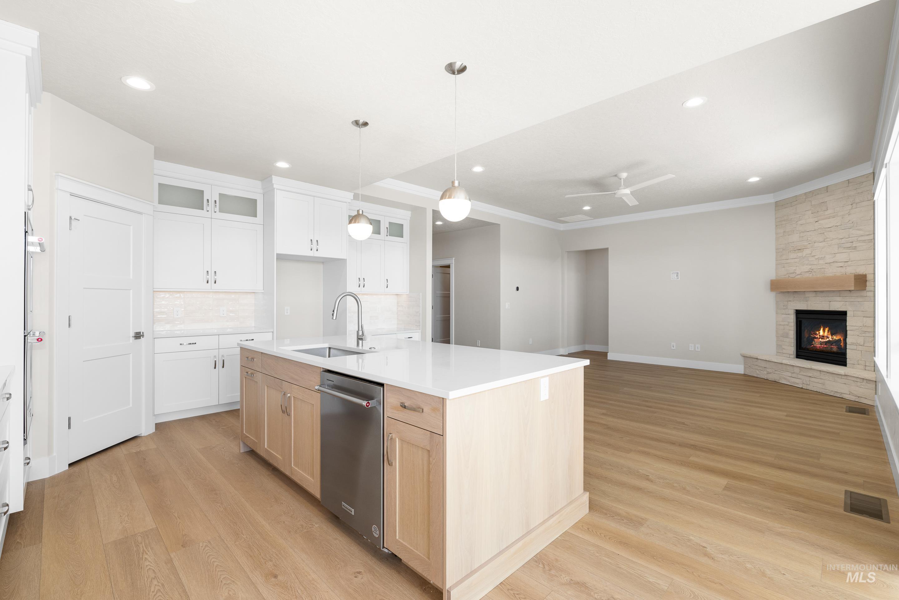 9528 Green Cottage Ave Property Photo 20