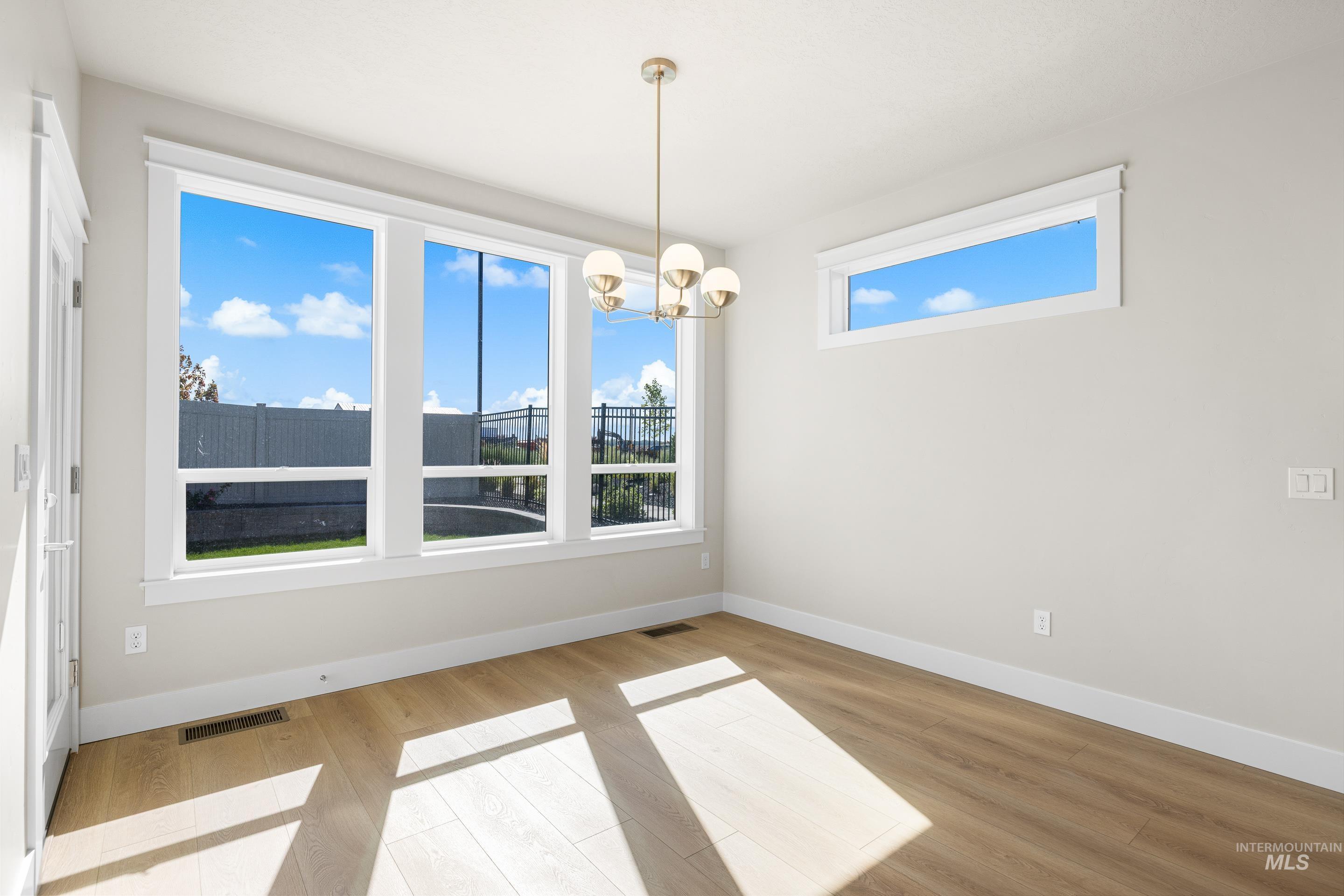 9528 Green Cottage Ave Property Photo 24