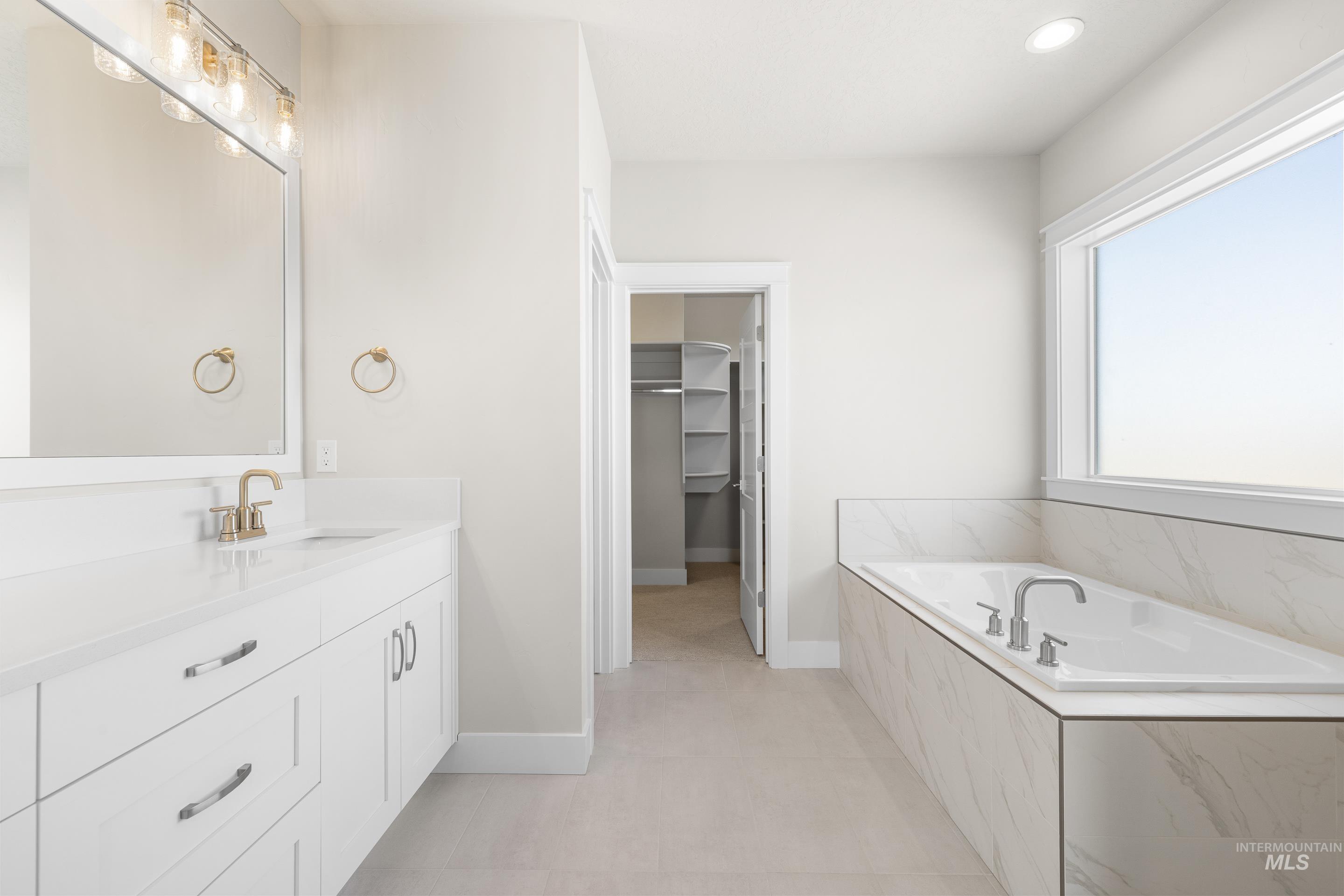 9528 Green Cottage Ave Property Photo 28