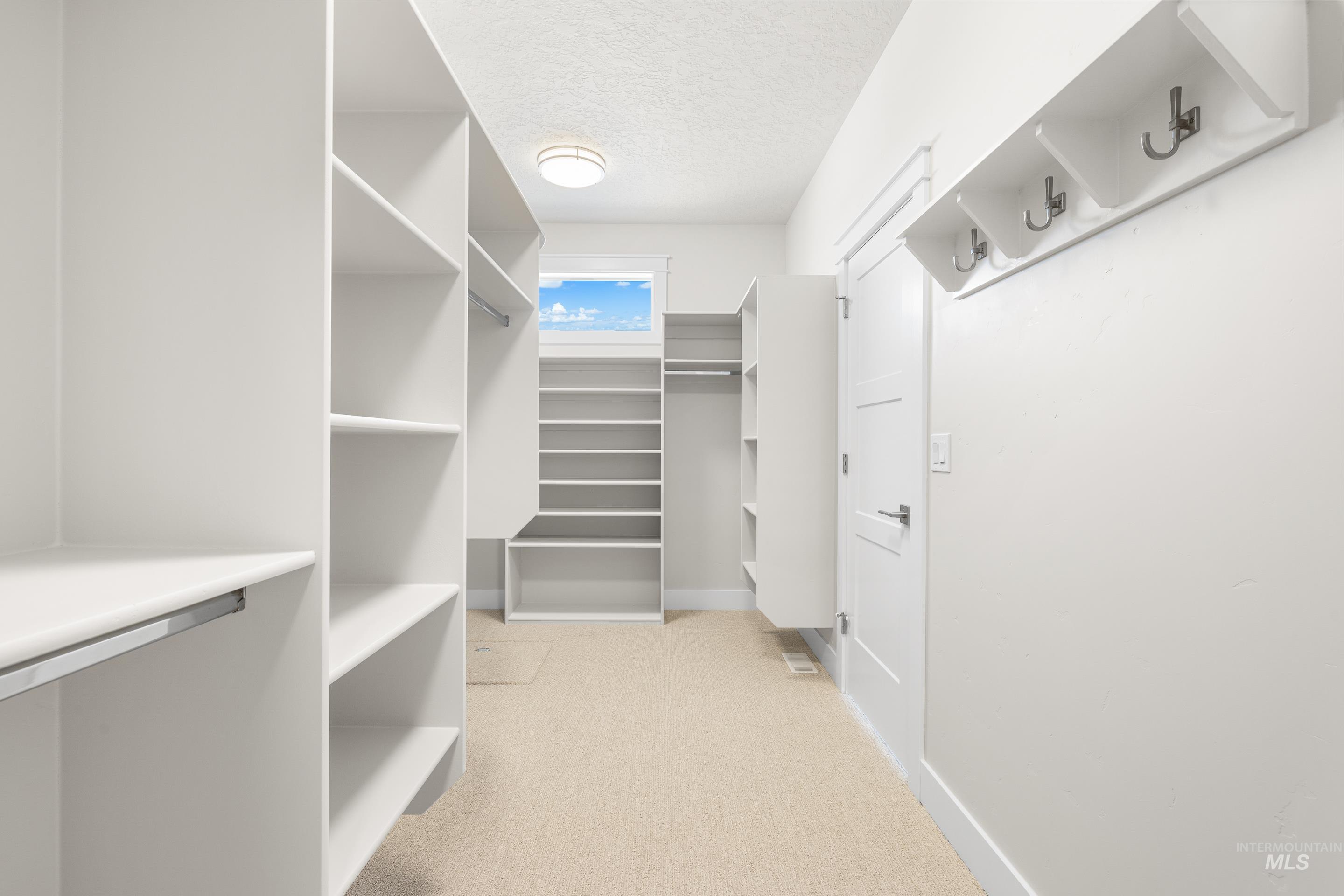 9528 Green Cottage Ave Property Photo 33