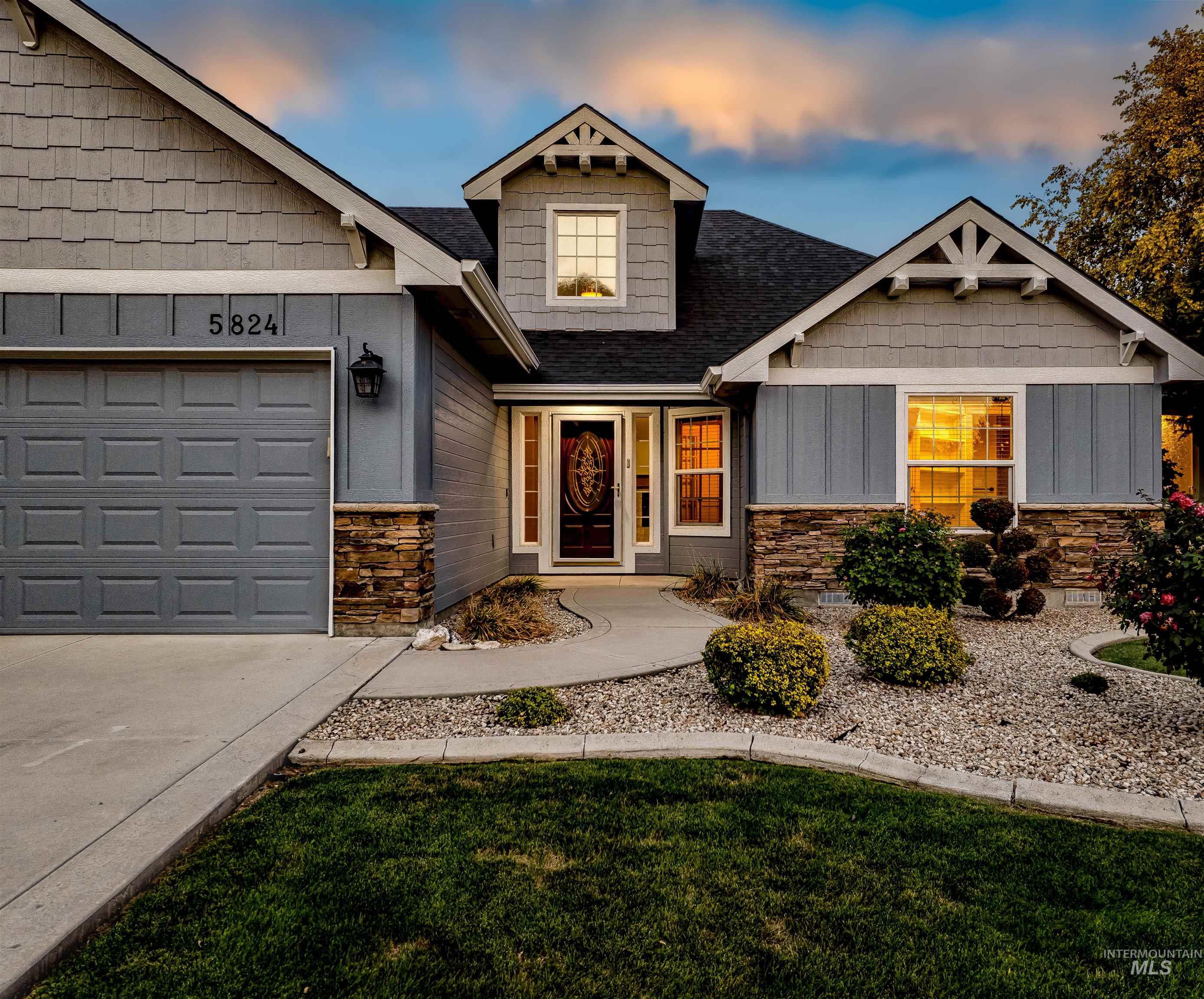 5824 S Snowy River Way Property Photo 2