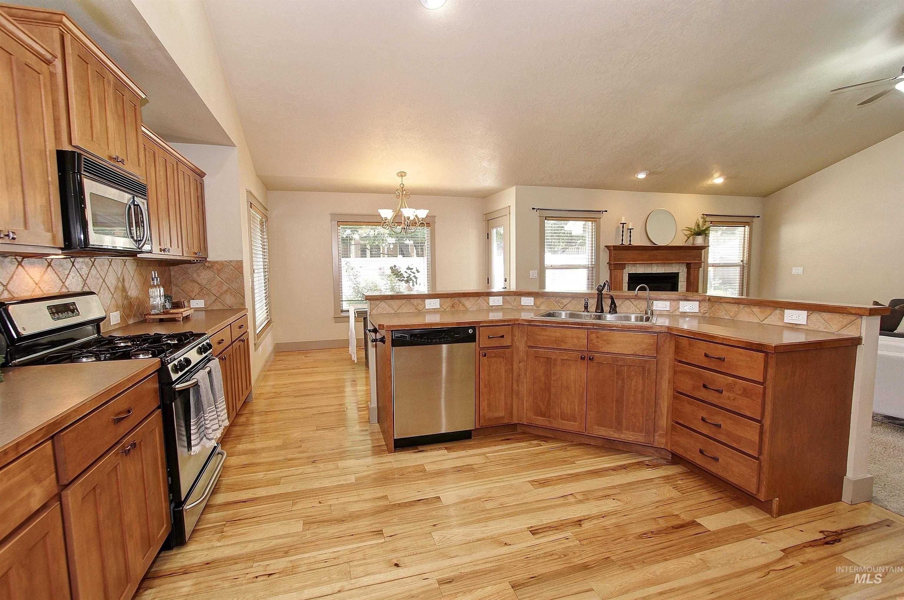 5824 S Snowy River Way Property Photo 11