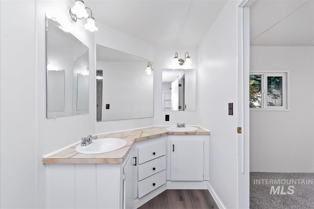 10601 Horseshoe Bend Rd Property Photo 11