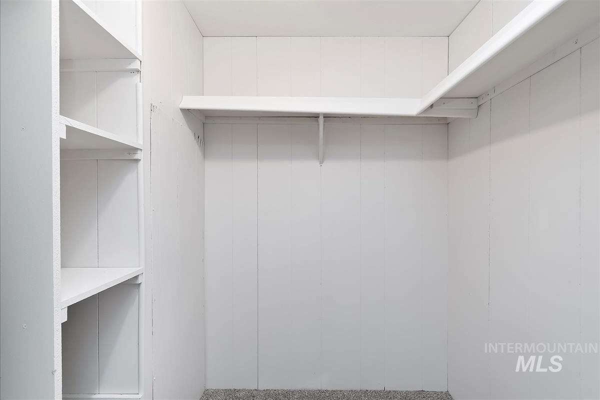 10601 Horseshoe Bend Rd Property Photo 13