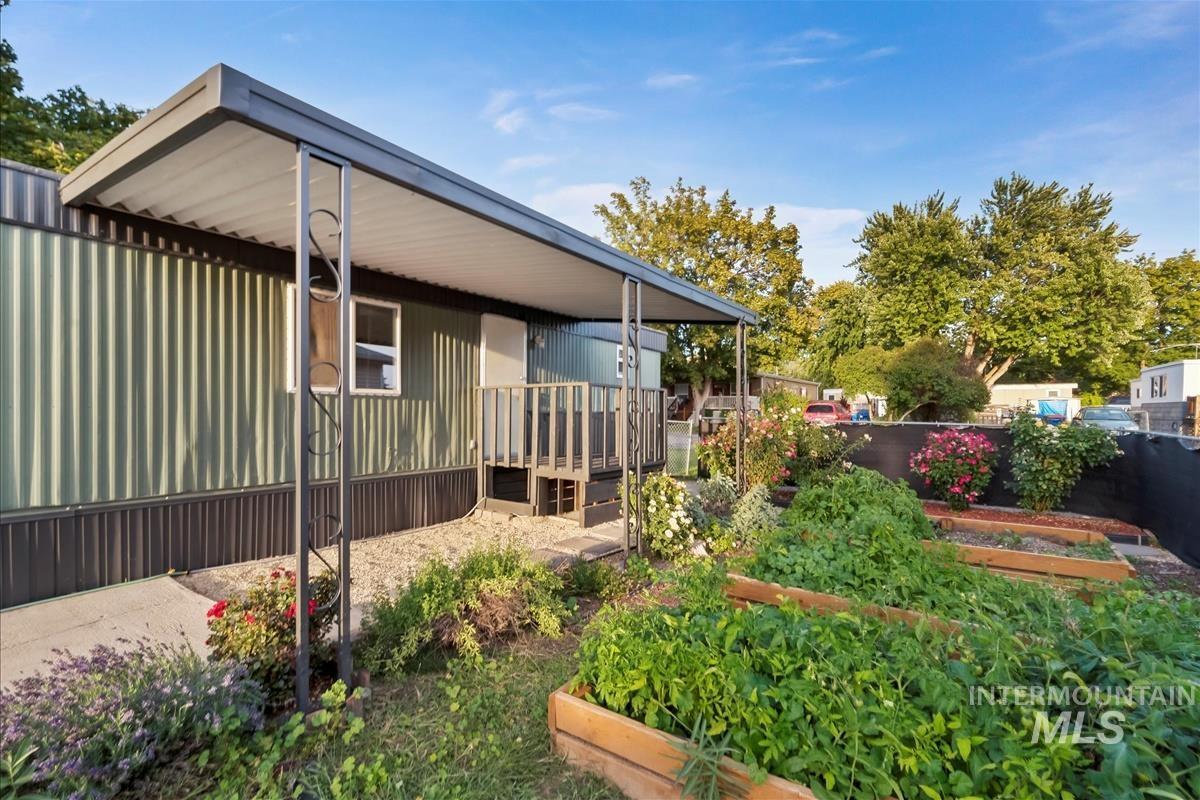 10601 Horseshoe Bend Rd Property Photo 18