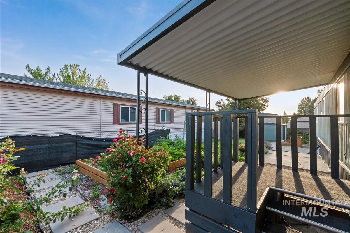 10601 Horseshoe Bend Rd Property Photo 20