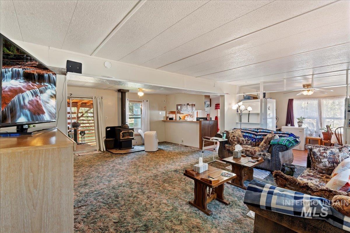 15881 Purple Sage Rd Property Photo 6