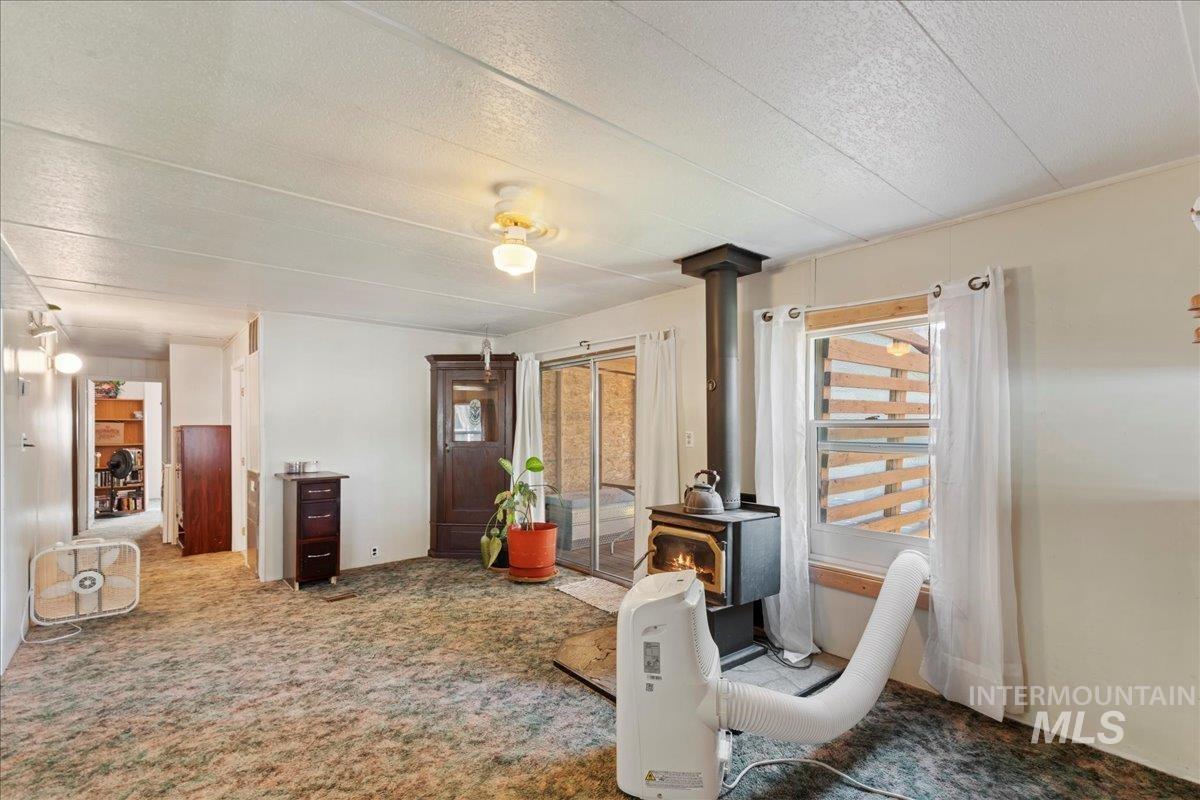 15881 Purple Sage Rd Property Photo 8