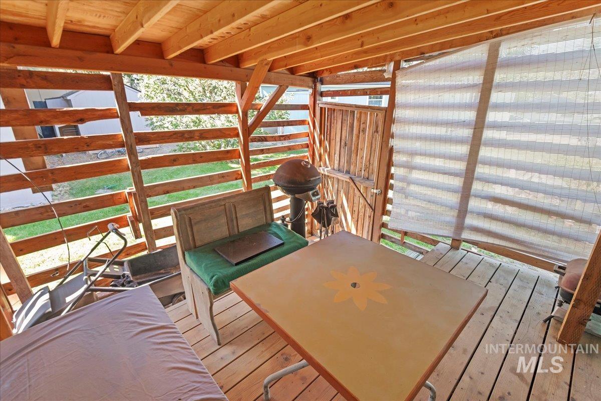 15881 Purple Sage Rd Property Photo 17
