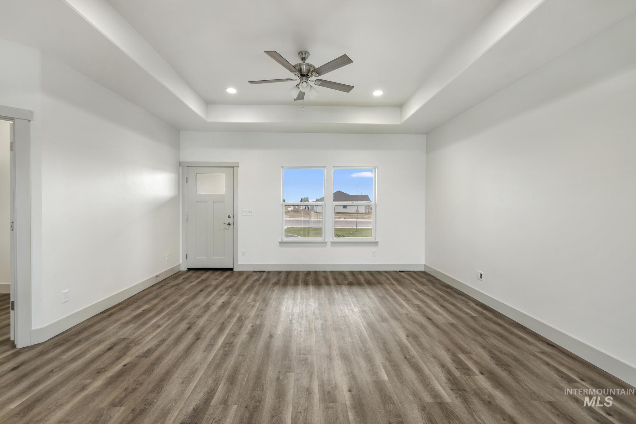 1316 20th Ave E Property Photo 5