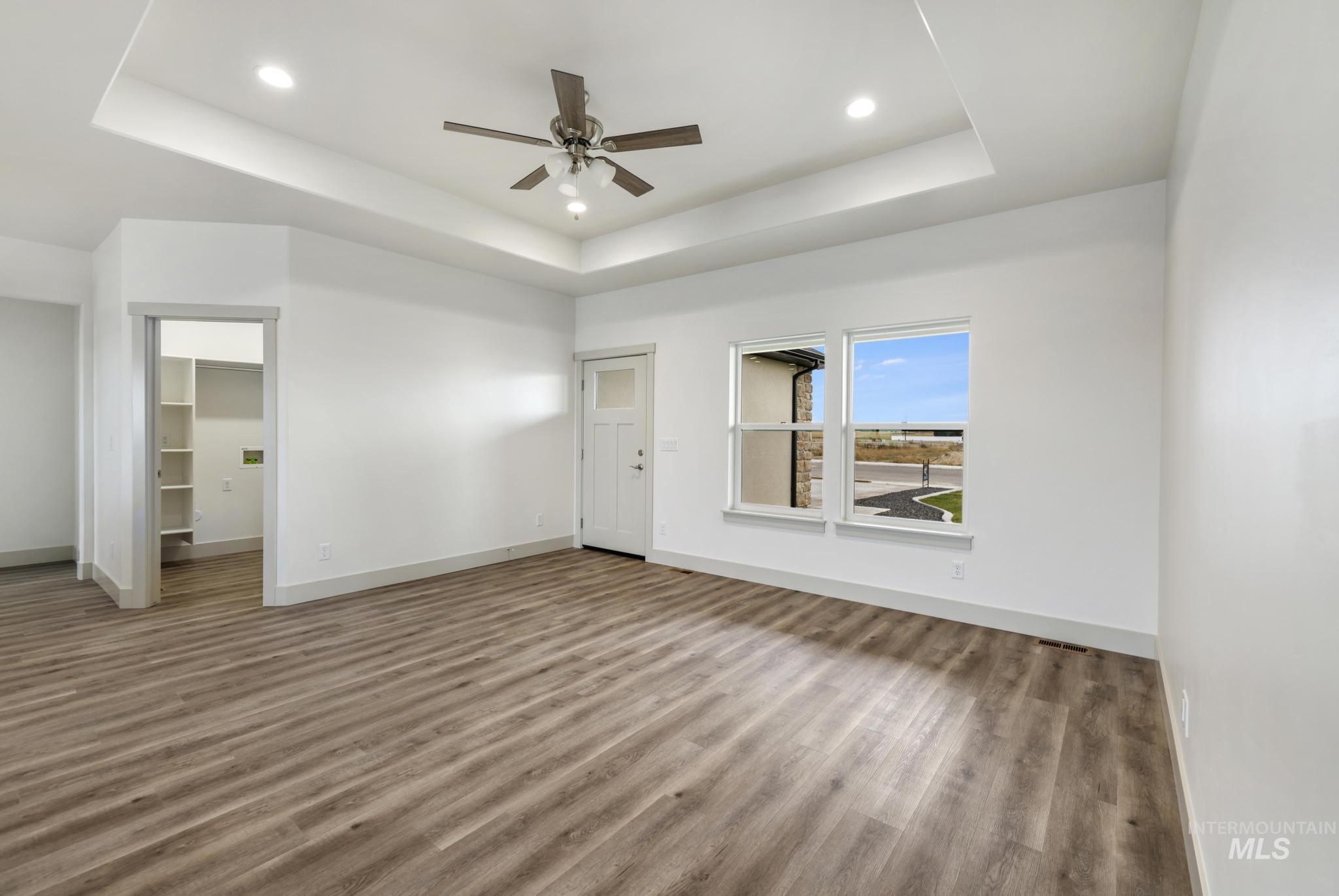 1316 20th Ave E Property Photo 6