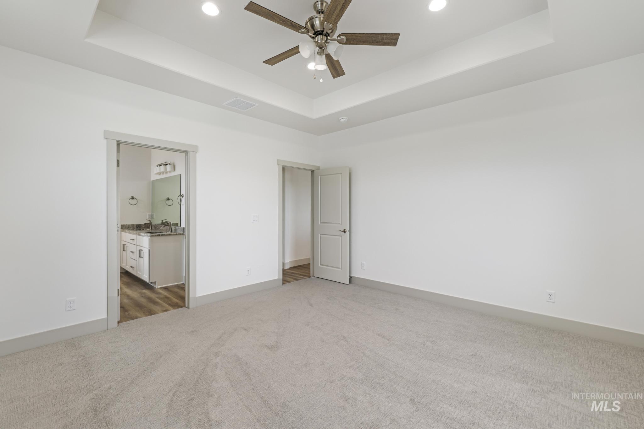 1316 20th Ave E Property Photo 15