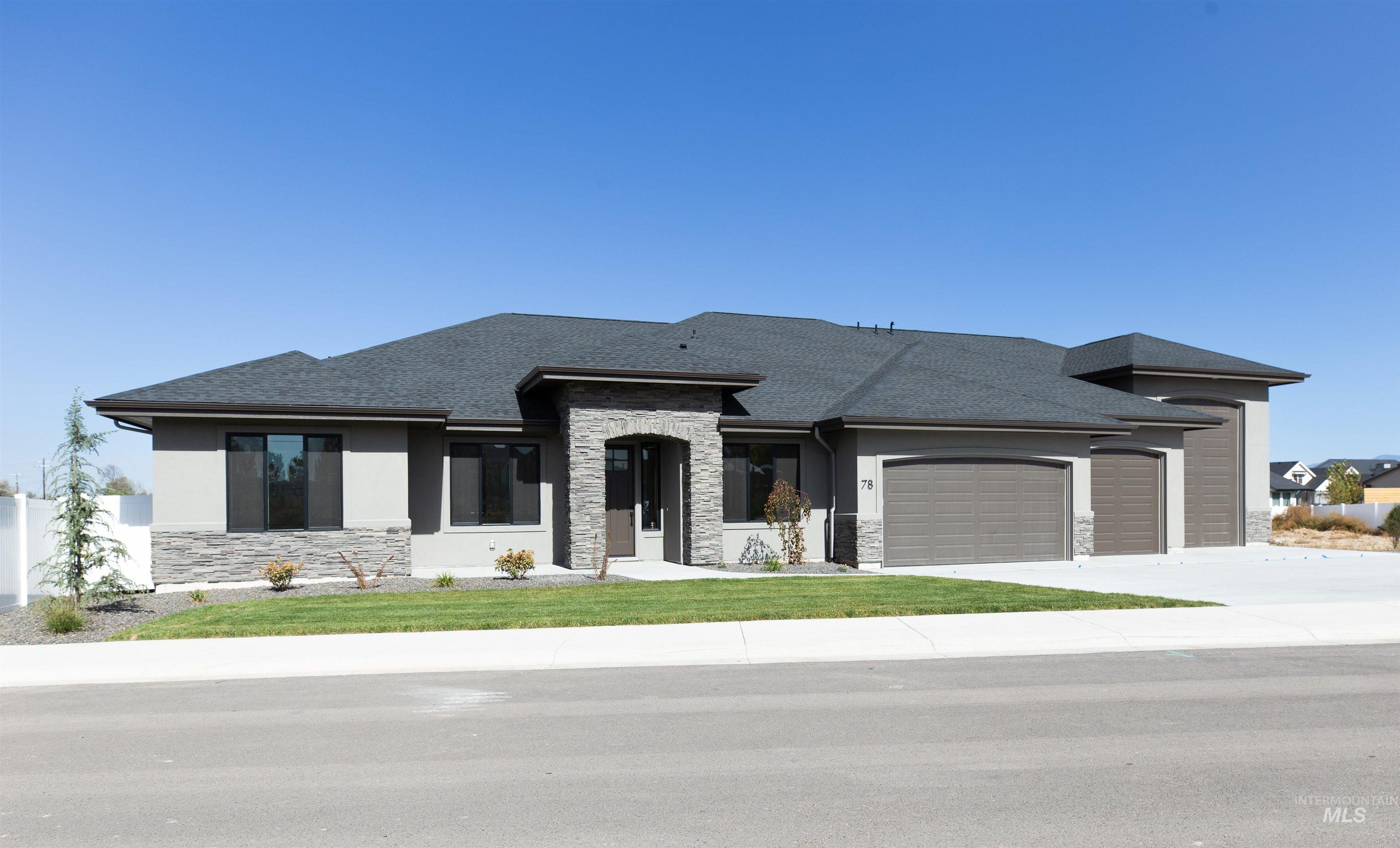 78 E Heliotrope Dr. Property Photo 1