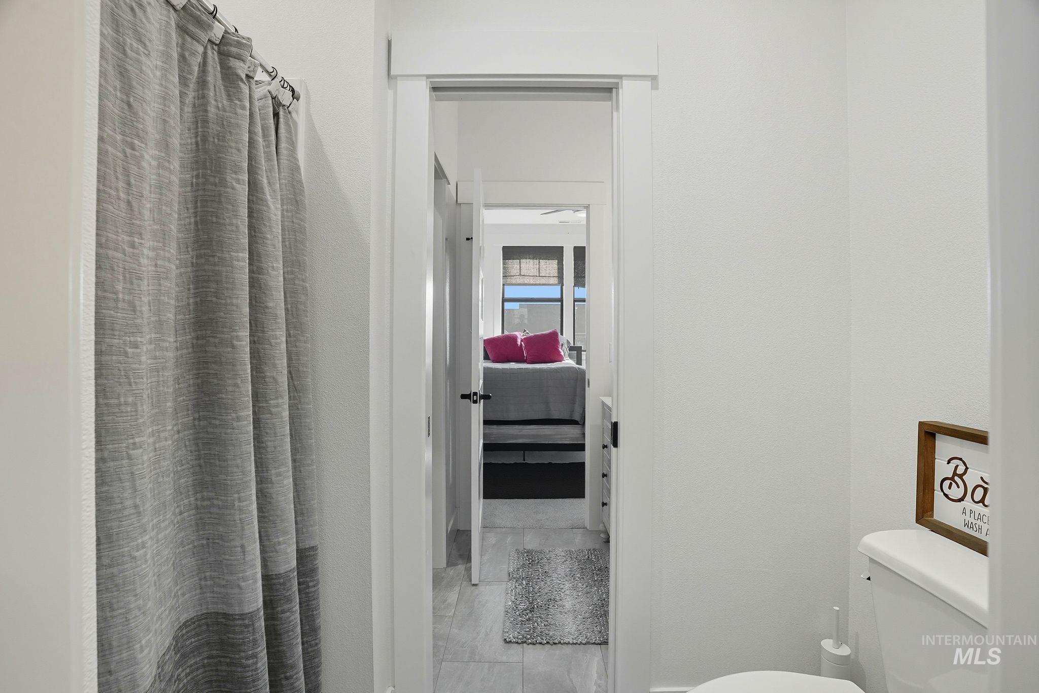7774 Paddock Ln Property Photo 25