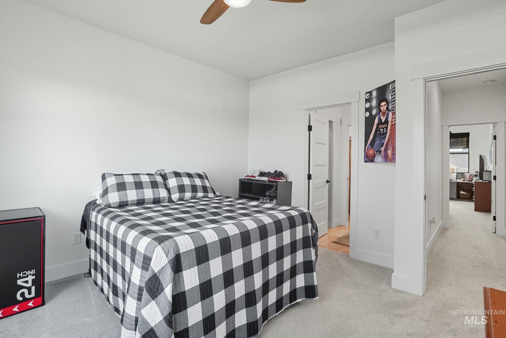 7774 Paddock Ln Property Photo 27