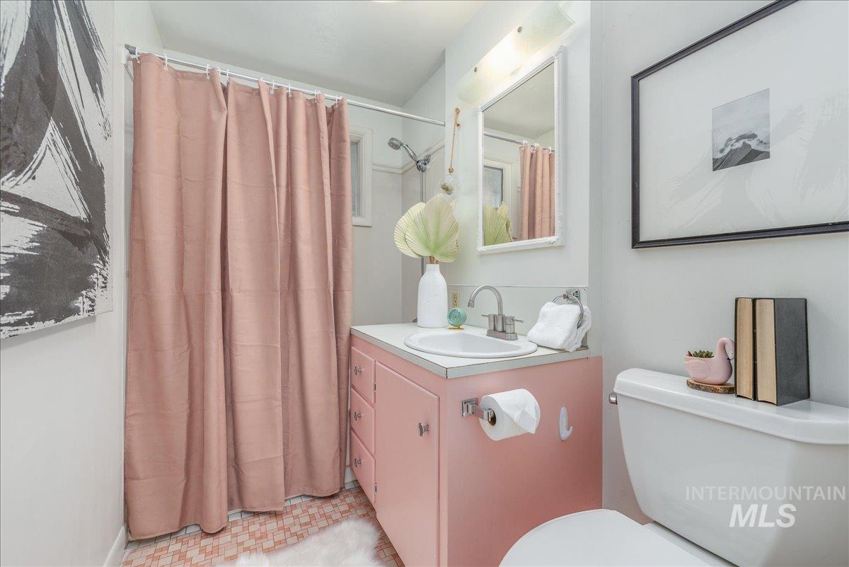 4803 Mountain View Dr Property Photo 22