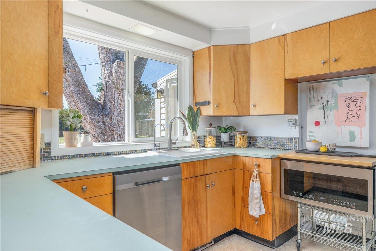 4803 Mountain View Dr Property Photo 33