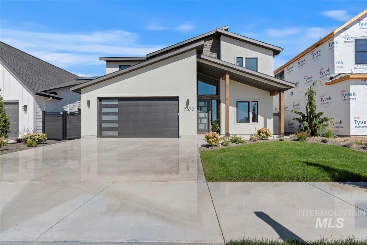 7672 W Old School St Property Photo 1