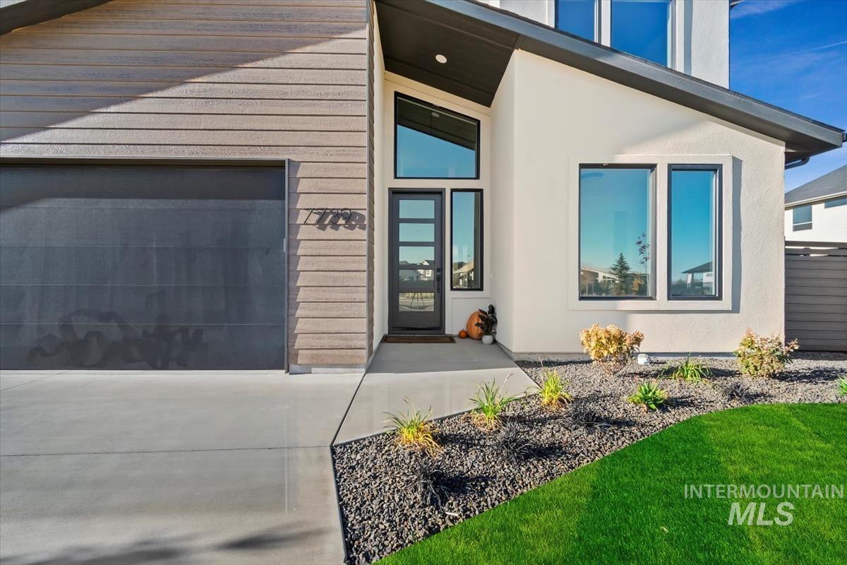 7739 W Daybreak Run Ct Property Photo 3