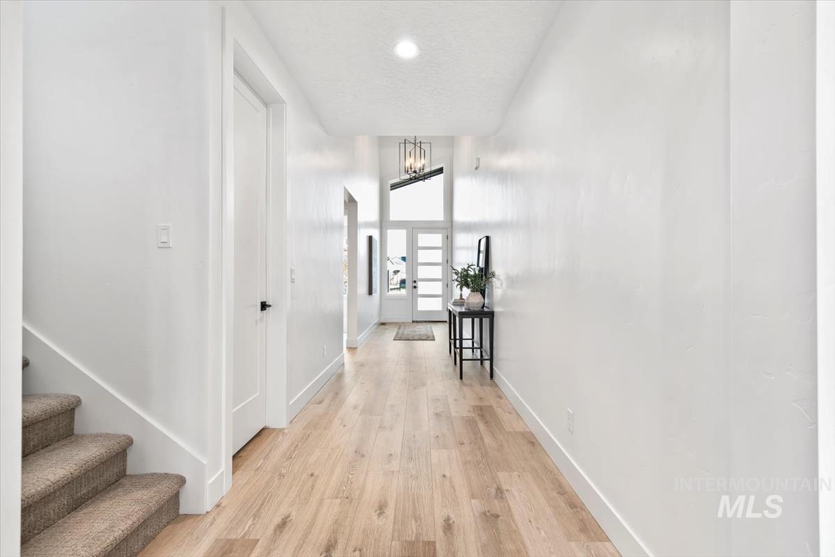 7739 W Daybreak Run Ct Property Photo 5