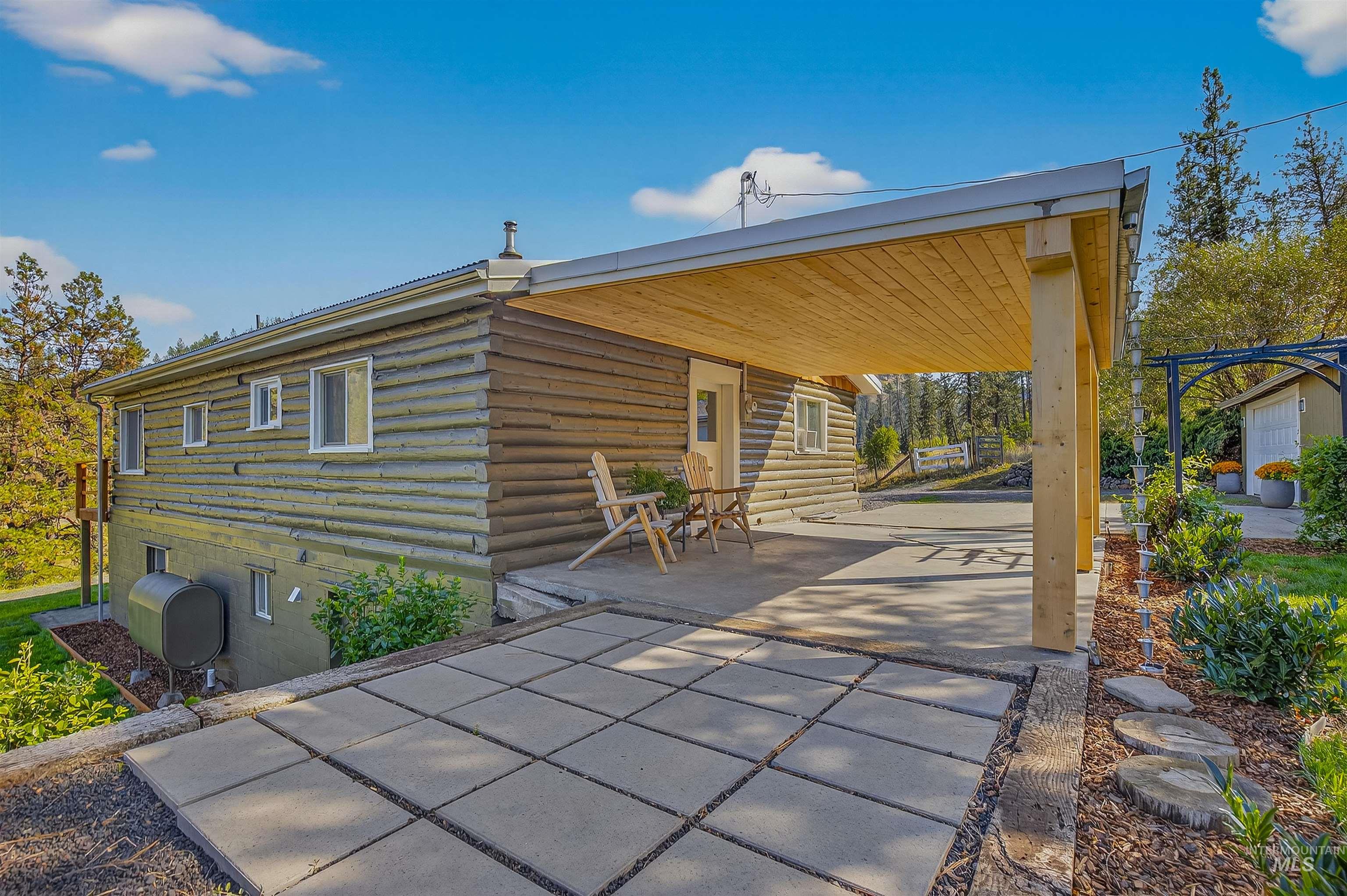 2157 Luke's Gulch Rd. Property Photo 9