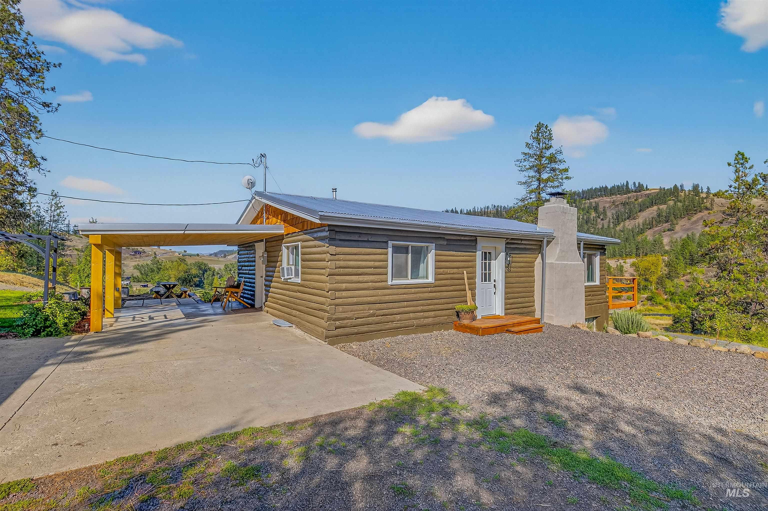 2157 Luke's Gulch Rd. Property Photo 10