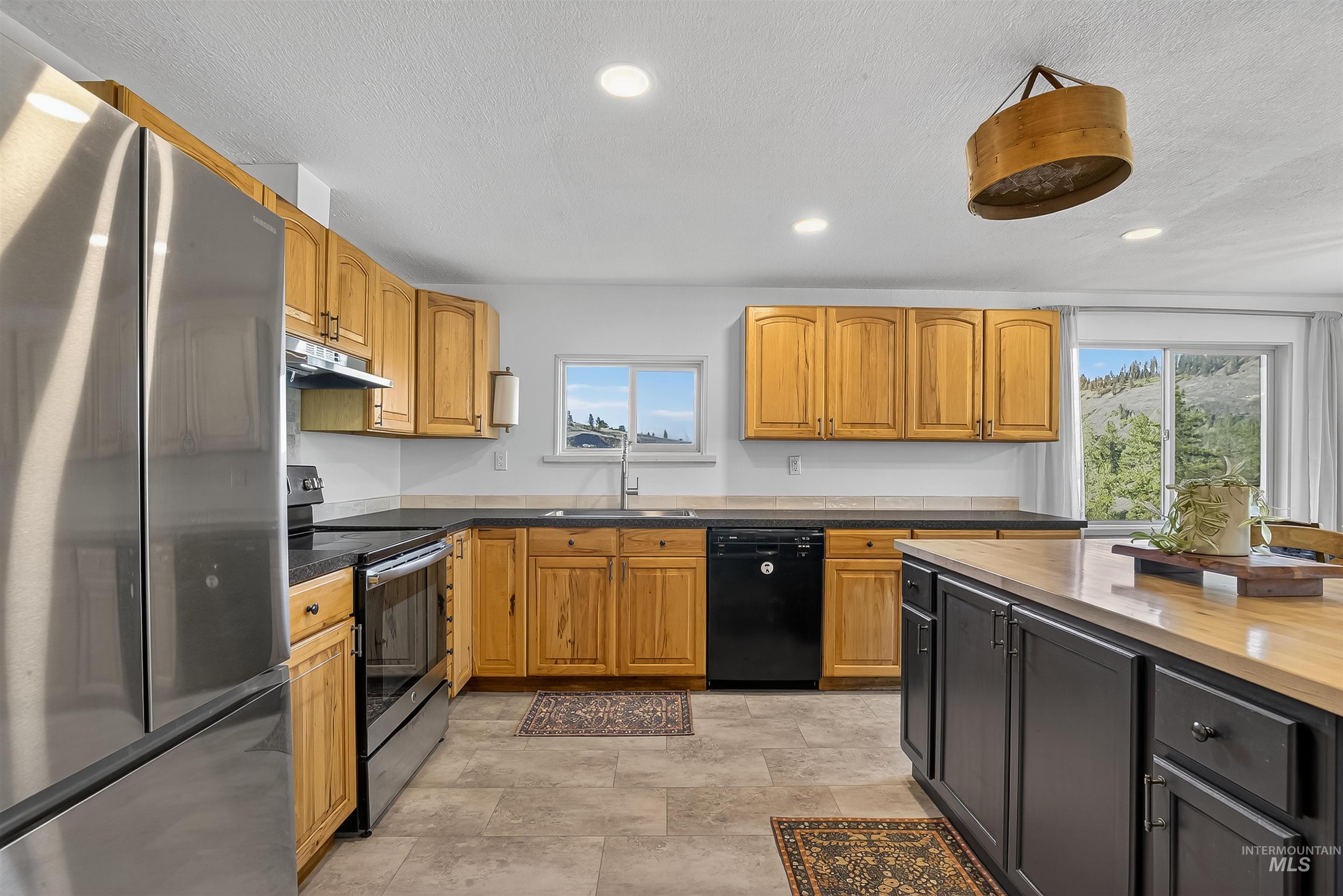 2157 Luke's Gulch Rd. Property Photo 17