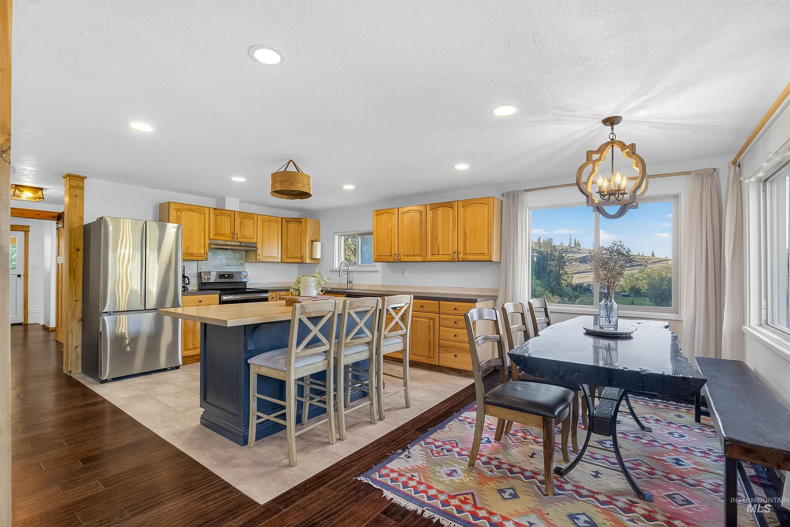 2157 Luke's Gulch Rd. Property Photo 19