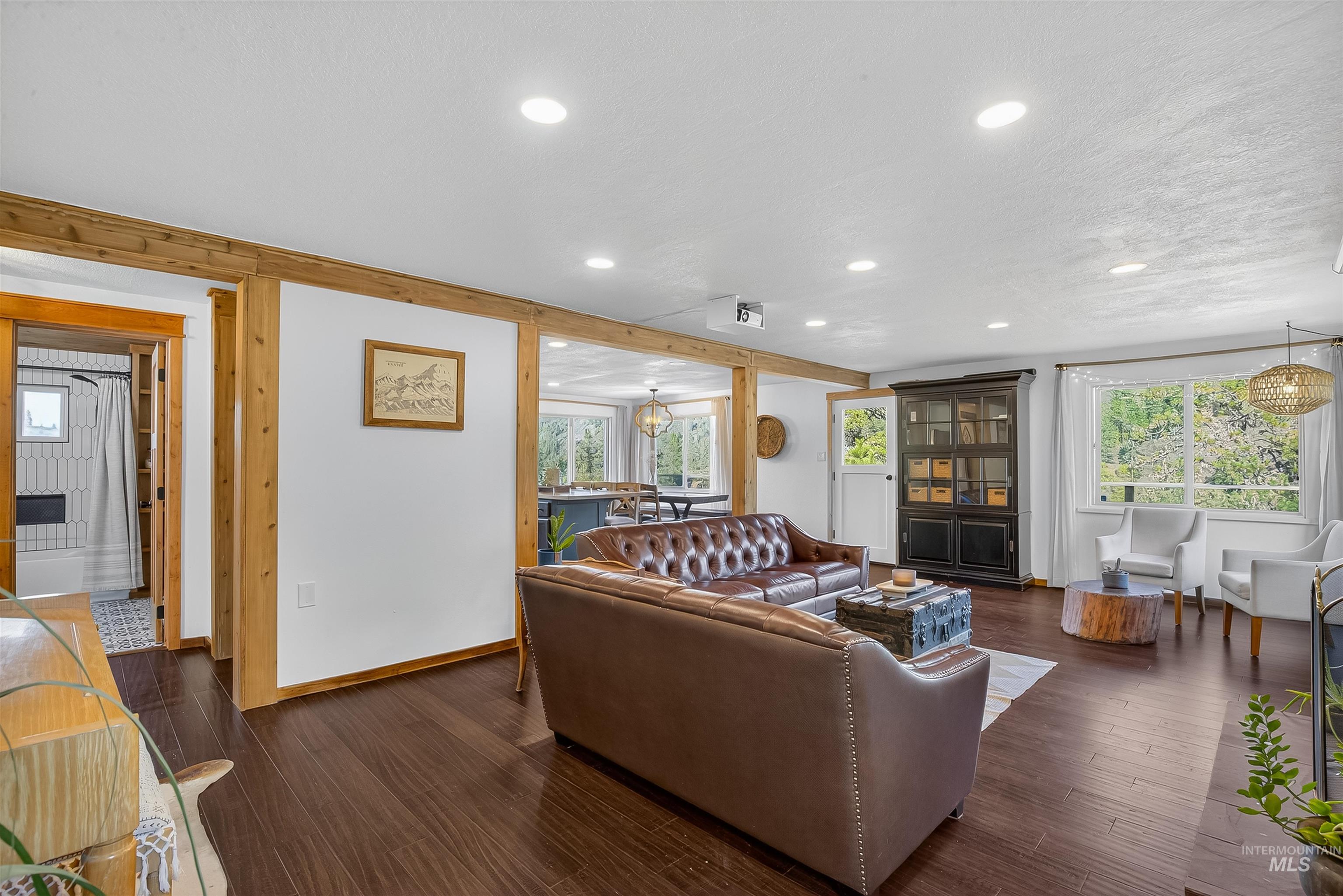 2157 Luke's Gulch Rd. Property Photo 22