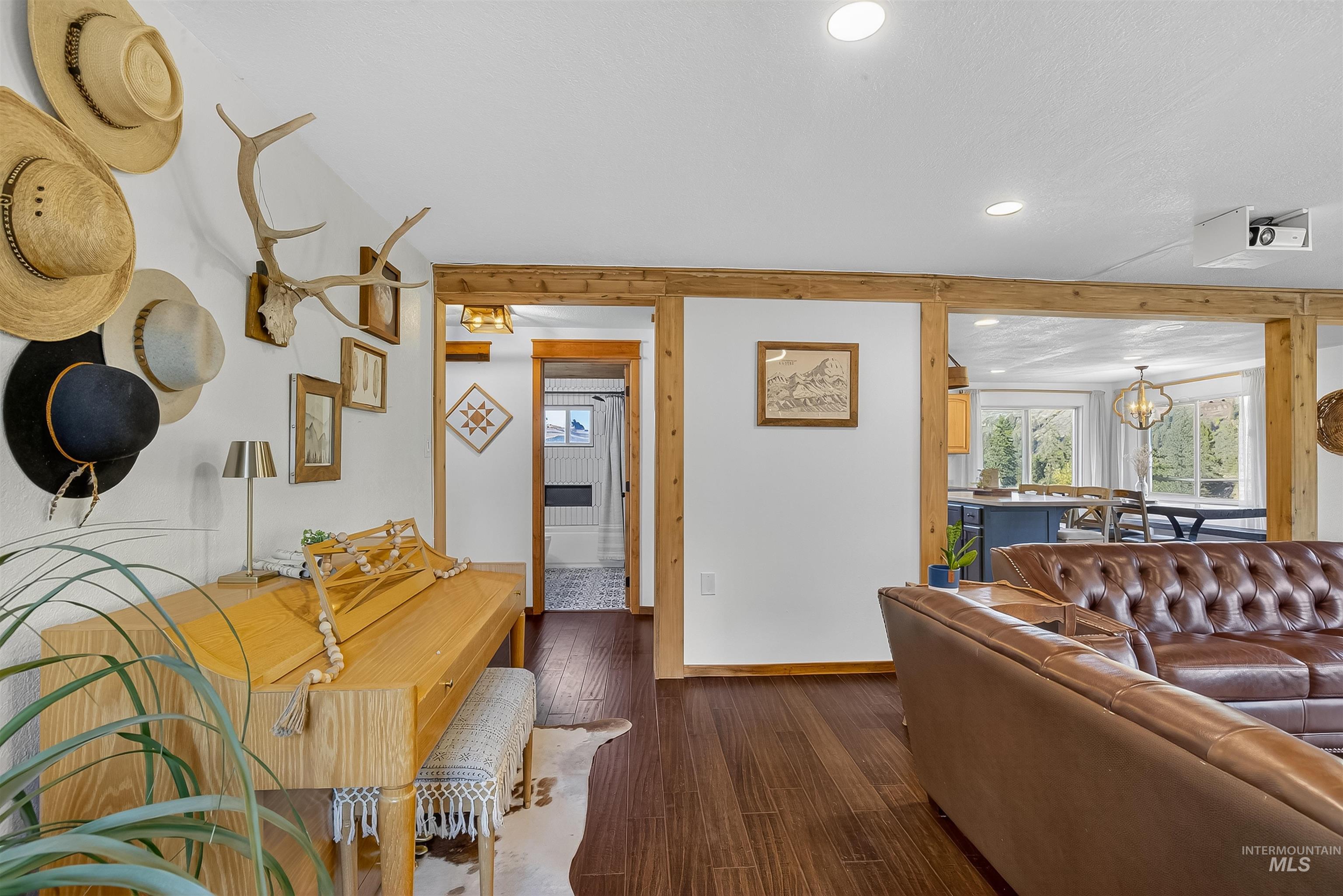 2157 Luke's Gulch Rd. Property Photo 23