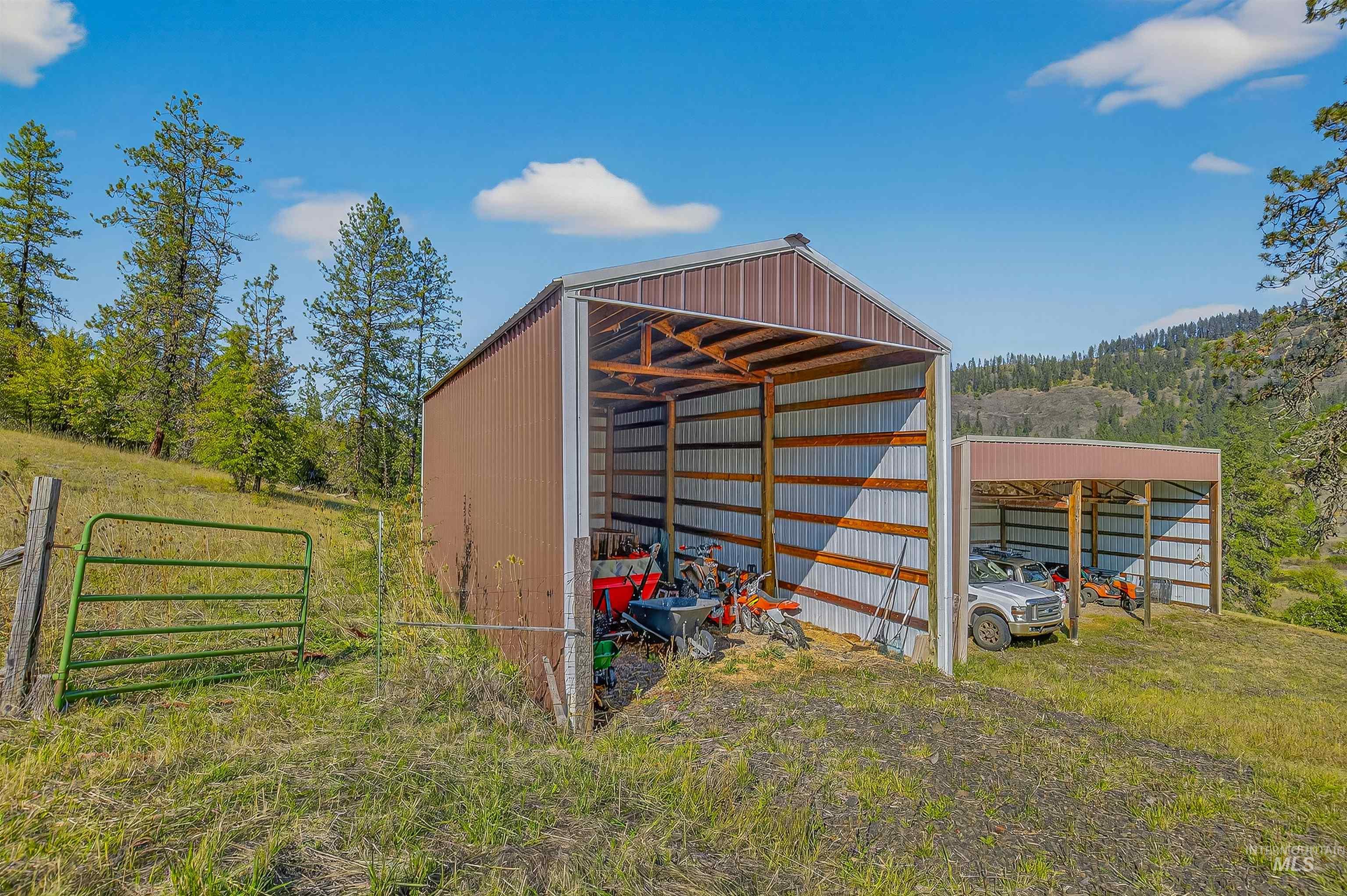 2157 Luke's Gulch Rd. Property Photo 47