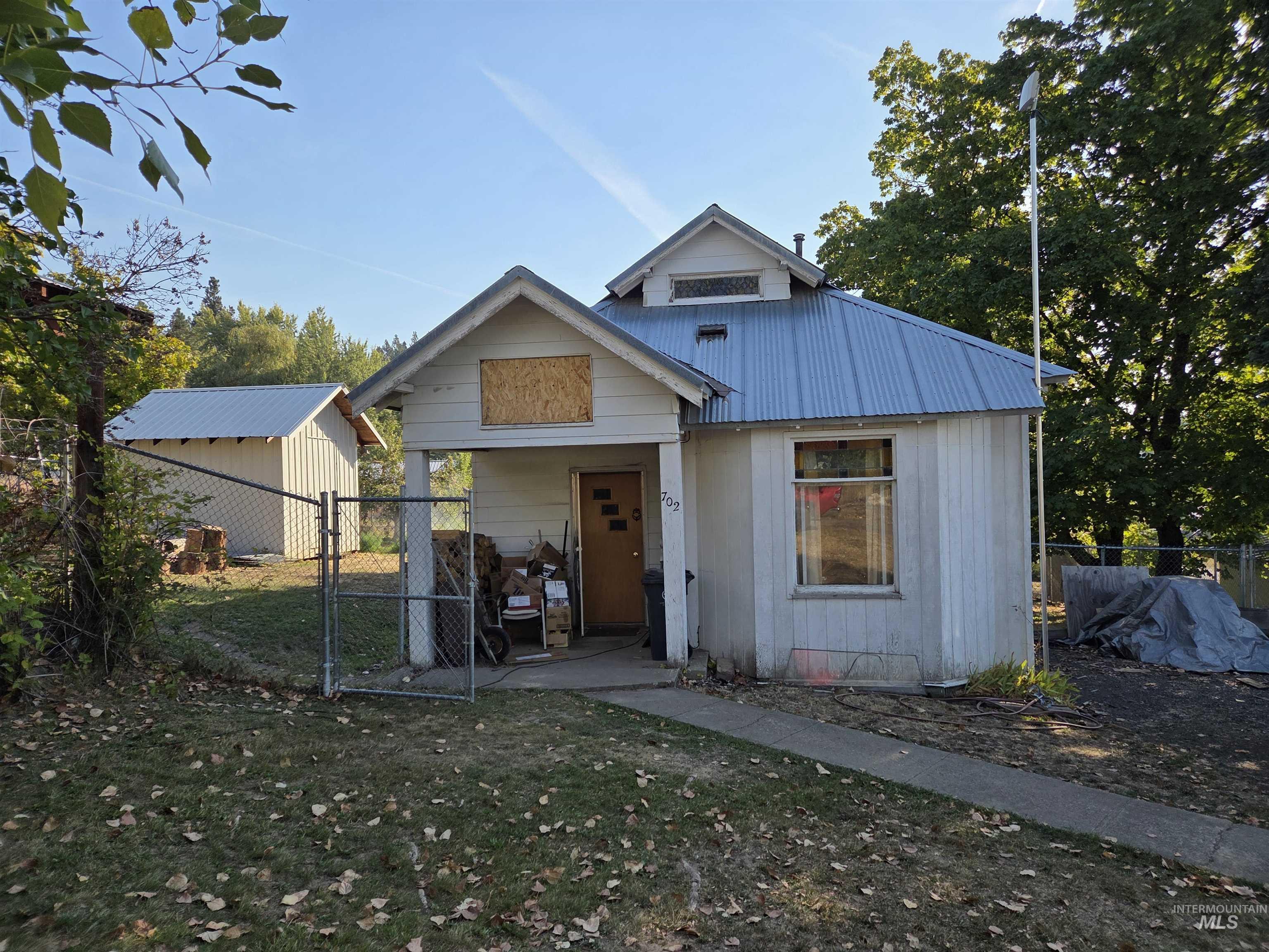 702 Idaho Street Property Photo 1