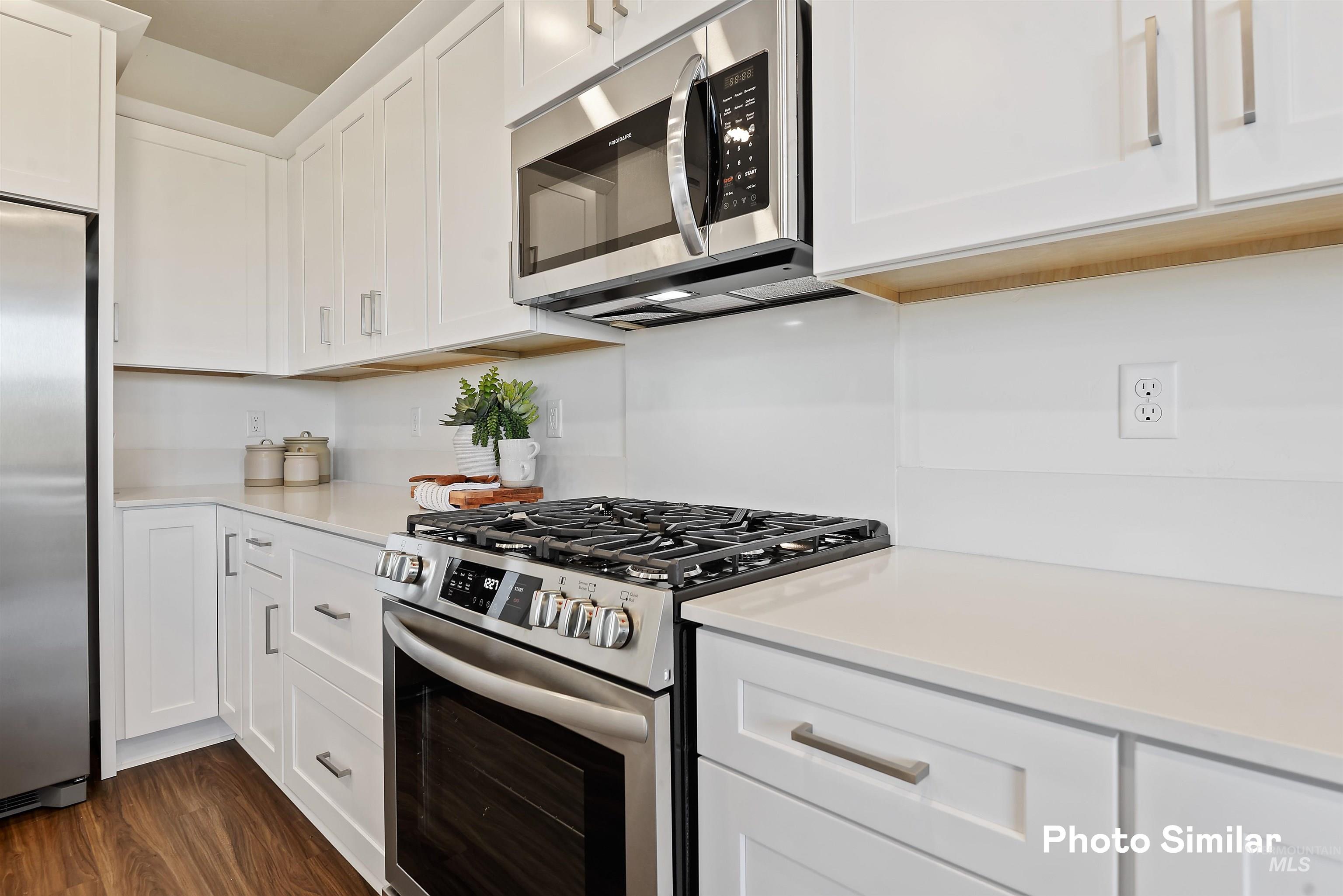 8234 W Grey Alder Dr Property Photo 10