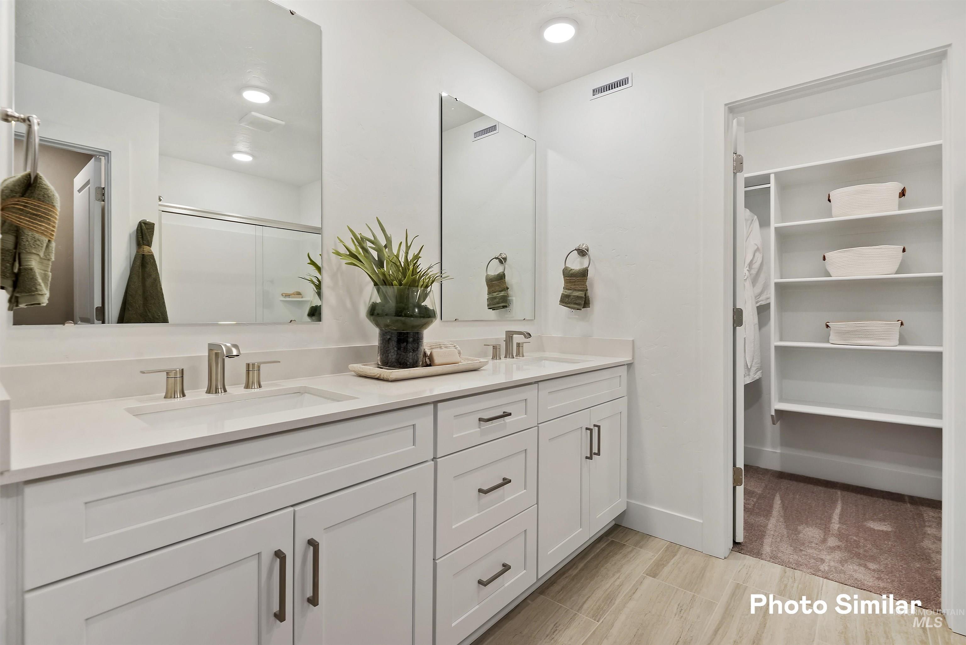 8234 W Grey Alder Dr Property Photo 28