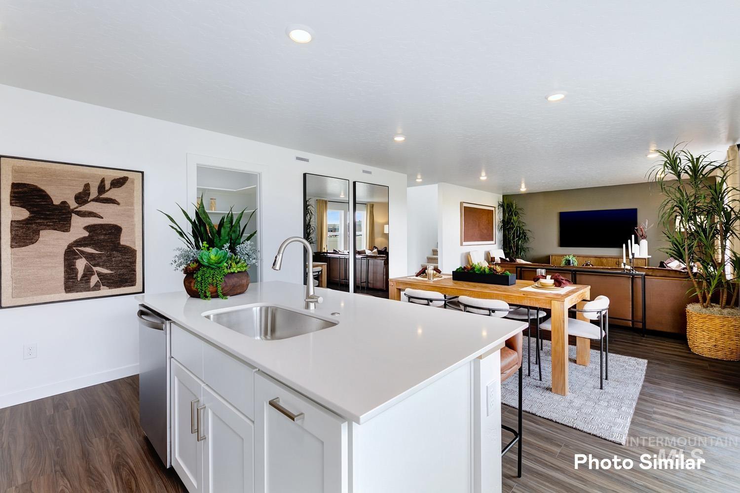 9129 W Inspirado St Property Photo 9